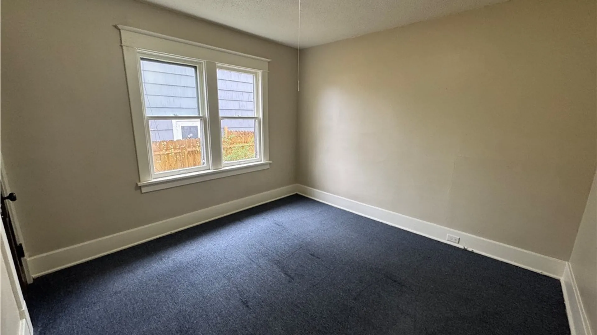 Property at 2419 Whitney Avenue, Niagara Falls, NY 14301 11