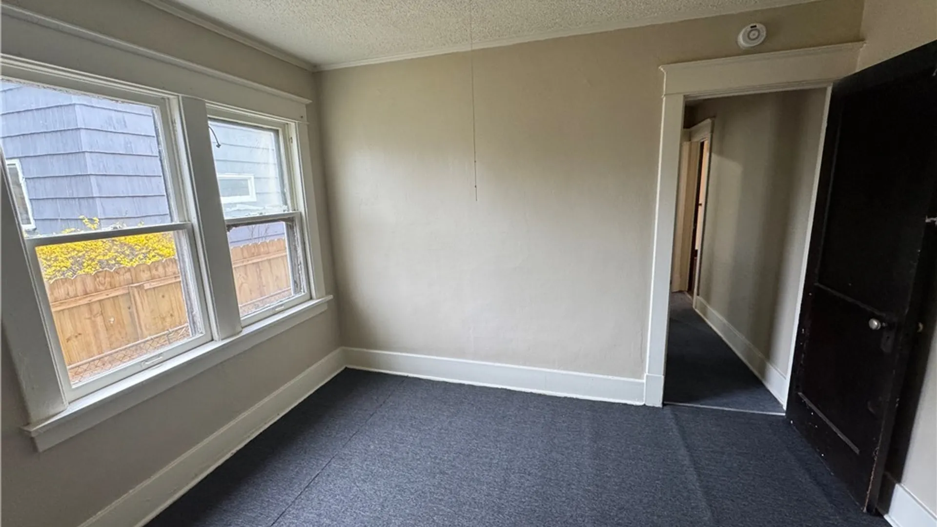 Property at 2419 Whitney Avenue, Niagara Falls, NY 14301 17