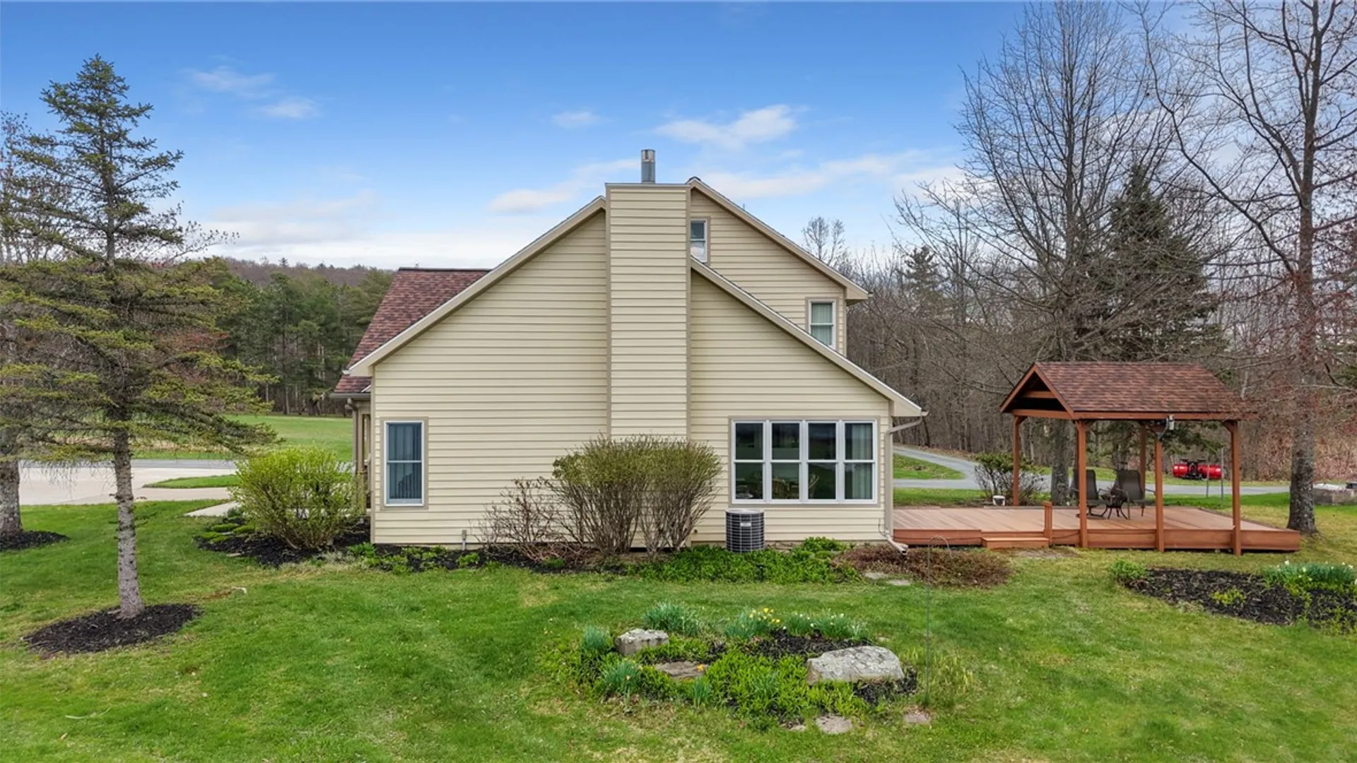 Property at 10 Lakeside Place, Windsor, NY 13865 6