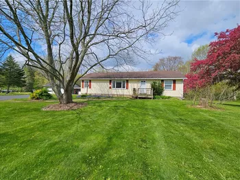 Property at 5271 State Route 14, Sodus, NY 14551