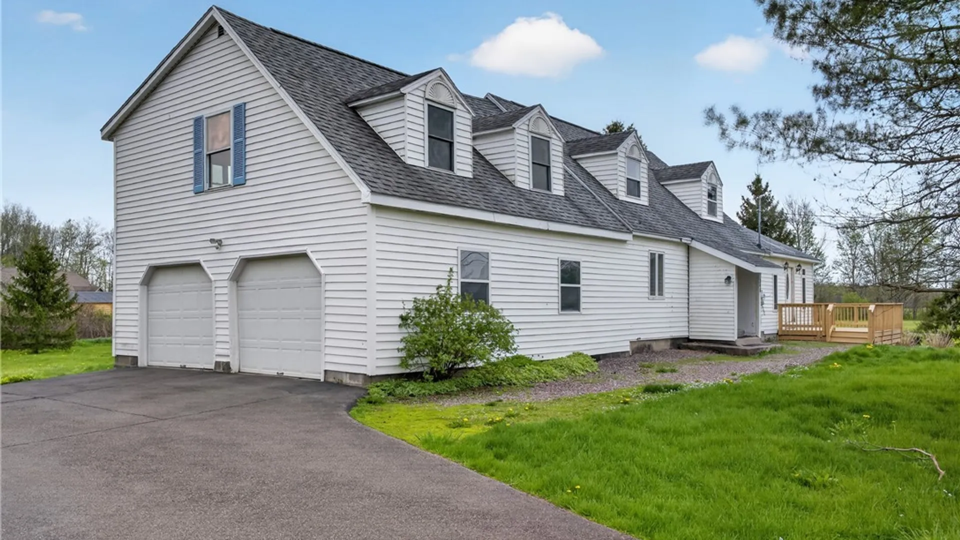 Property at 340 Chesbro Road, Schroeppel, NY 13132 2