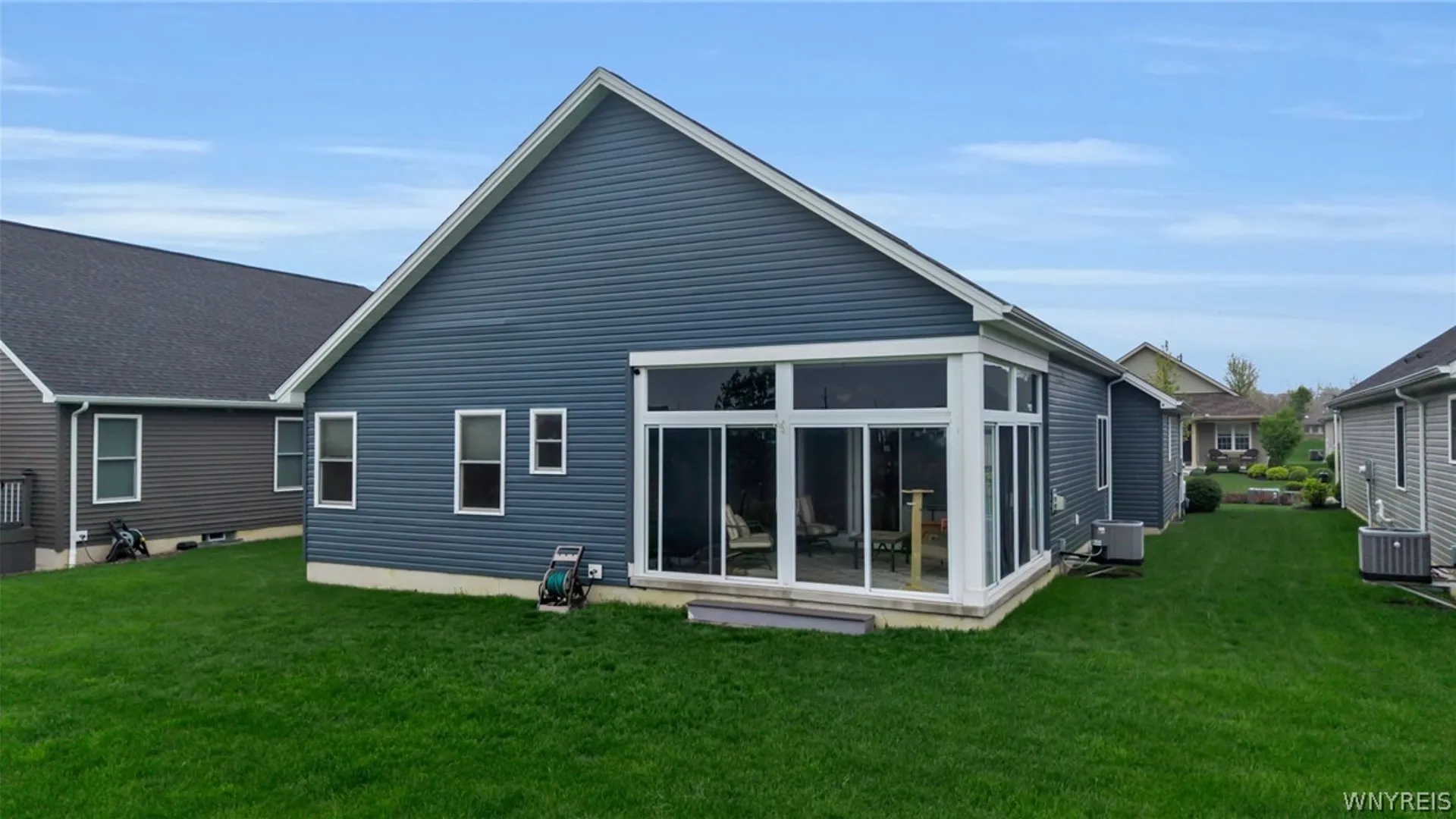 Property at 20 Saybrook Drive, Lancaster, NY 14086 34