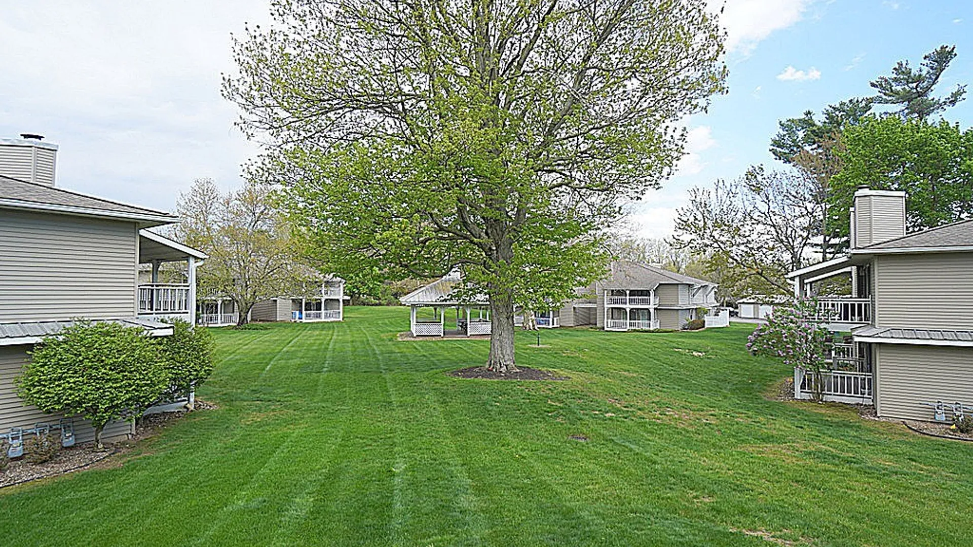 Property at 1260 Youngs Road, Amherst, NY 14221 22