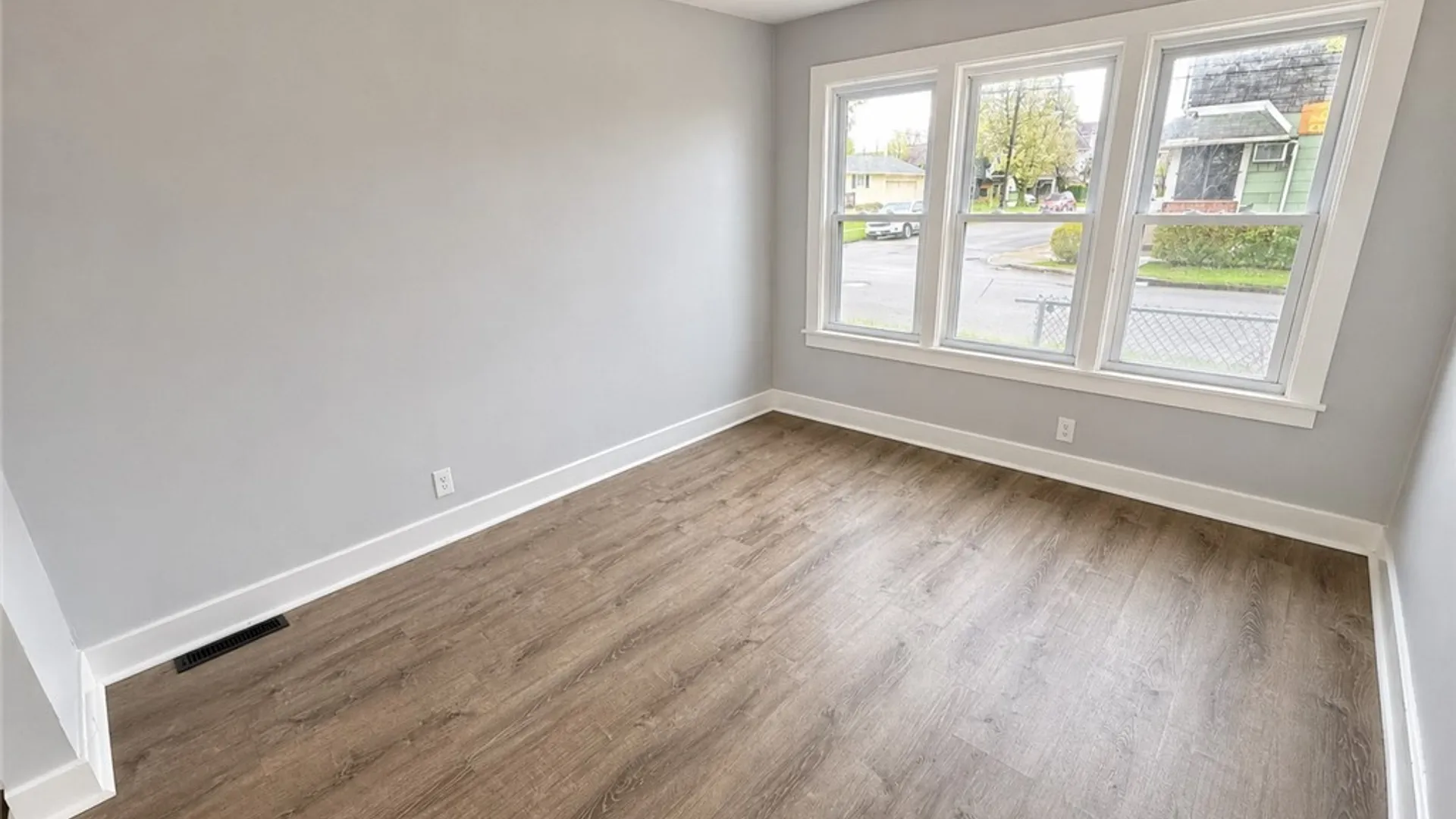 Property at 122 Austin Street, Buffalo, NY 14207 14