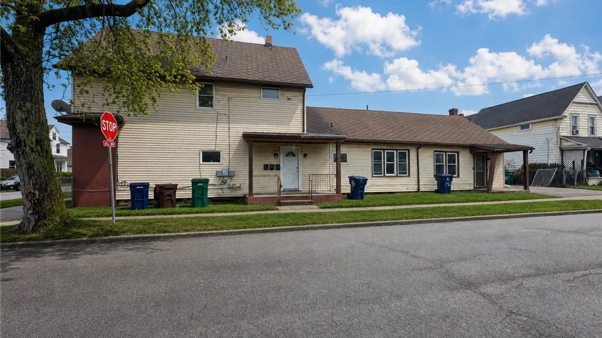 Property at 122 Austin Street, Buffalo, NY 14207 25