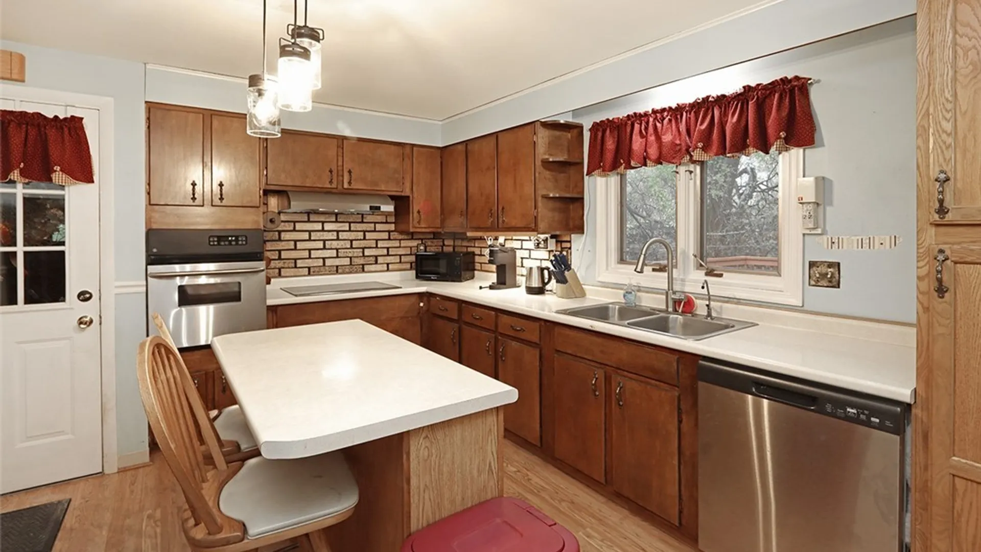 Property at 6118 Smith Road, Cicero, NY 13212 11