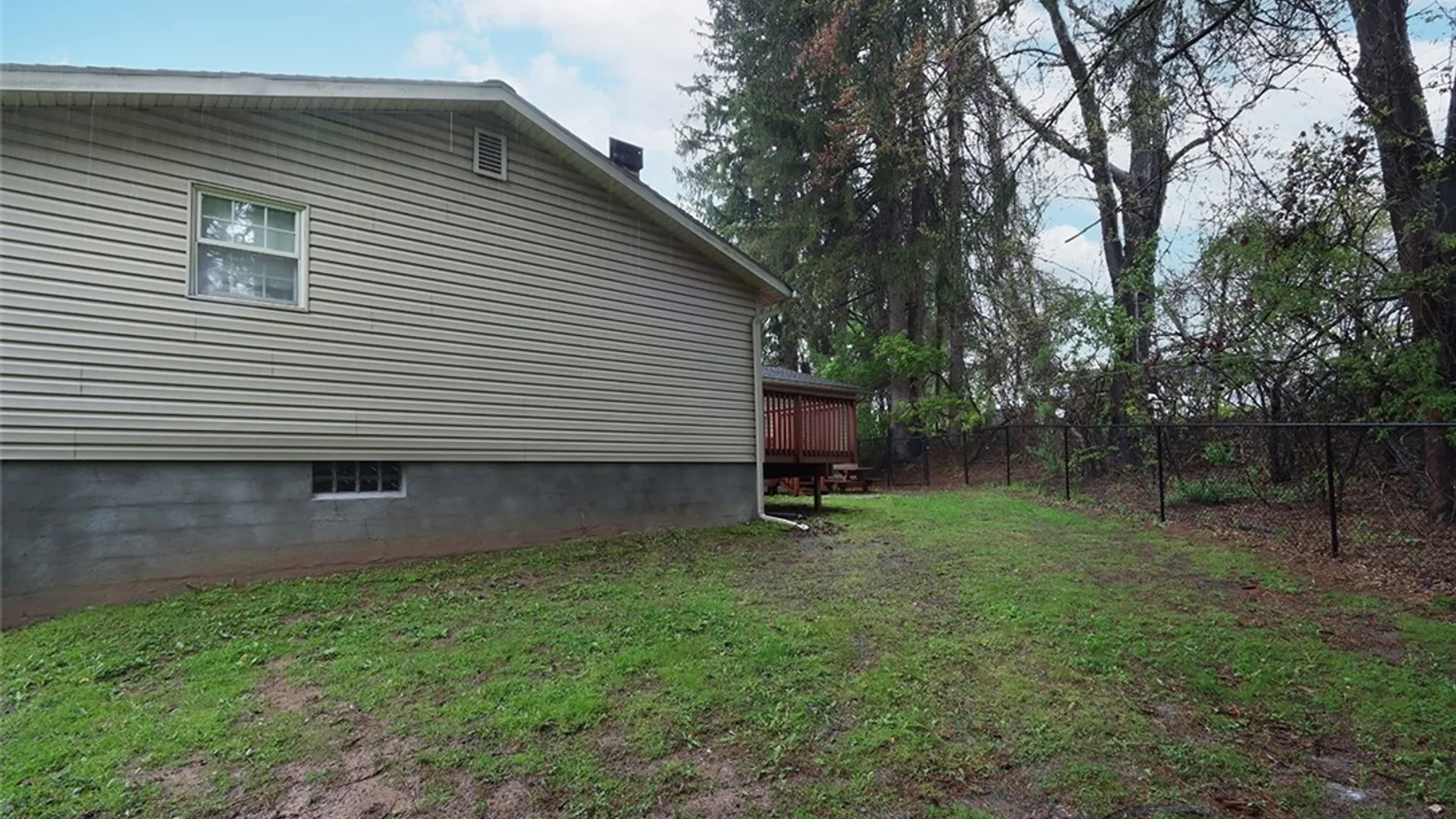 Property at 6118 Smith Road, Cicero, NY 13212 35