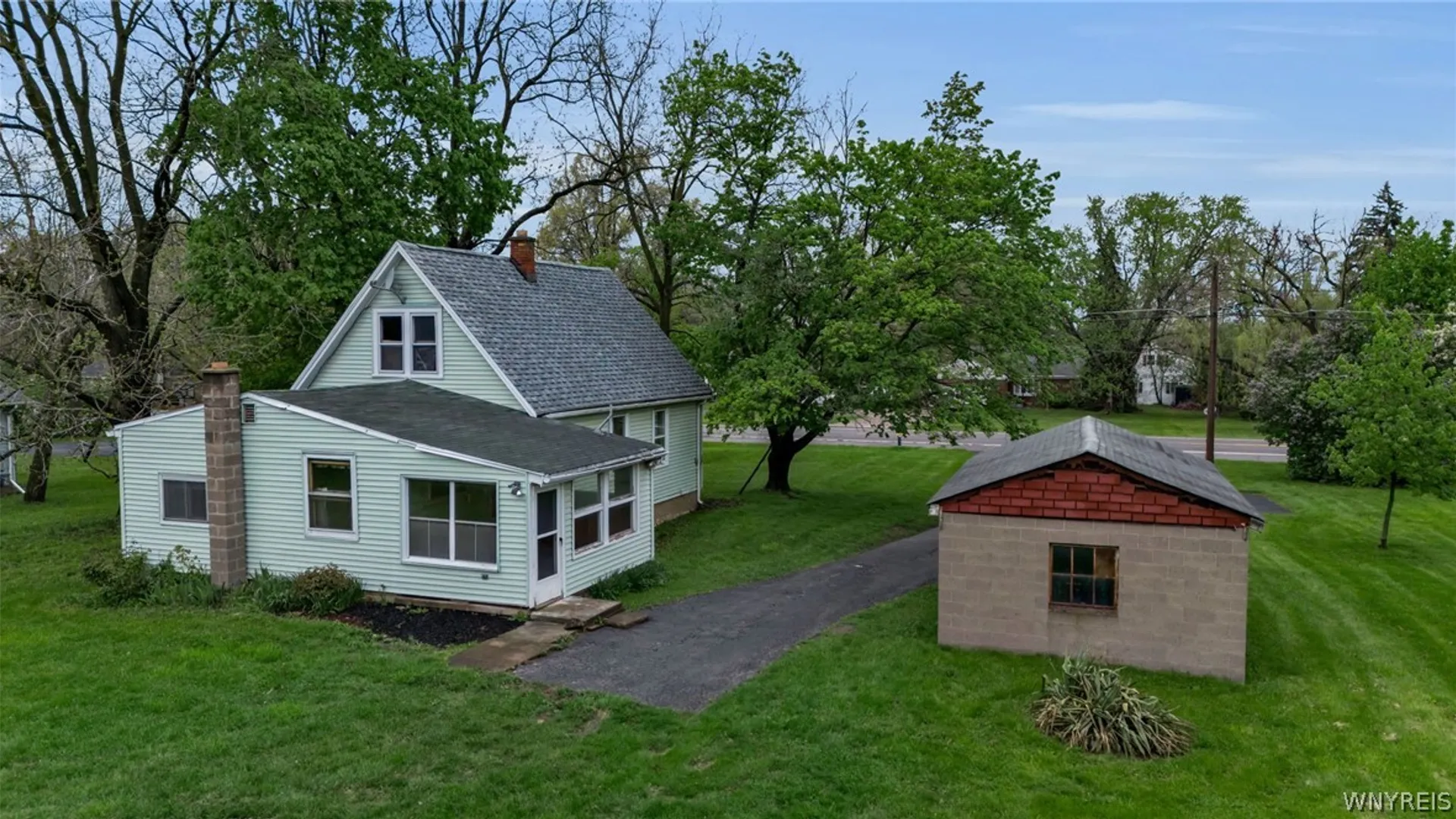 Property at 994 Ridge Road, Lewiston, NY 14092 10