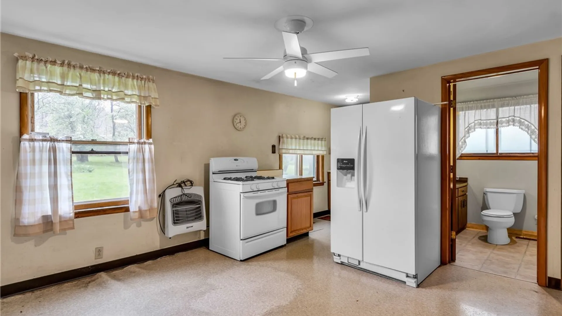 Property at 994 Ridge Road, Lewiston, NY 14092 15