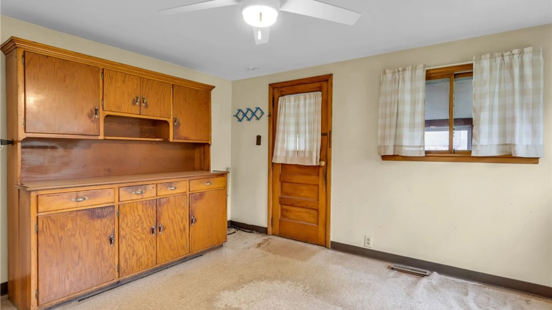 Property at 994 Ridge Road, Lewiston, NY 14092 20