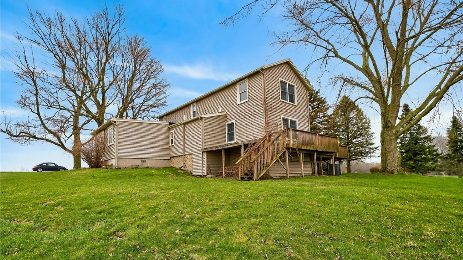 Property at 2085 Pinnacle Road, Henrietta, NY 14543 12