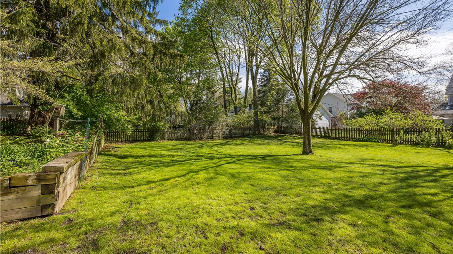 Property at 41 Dewey Avenue, Perinton, NY 14450 4
