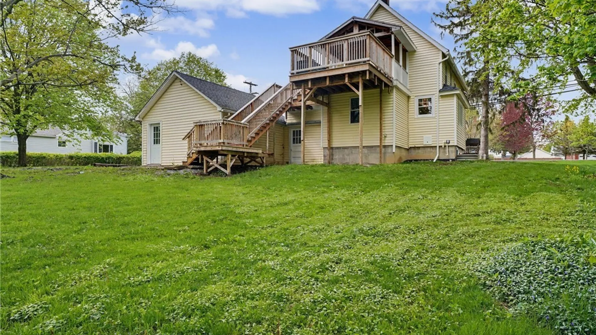Property at 6244 Boston State Road, Hamburg, NY 14075 8