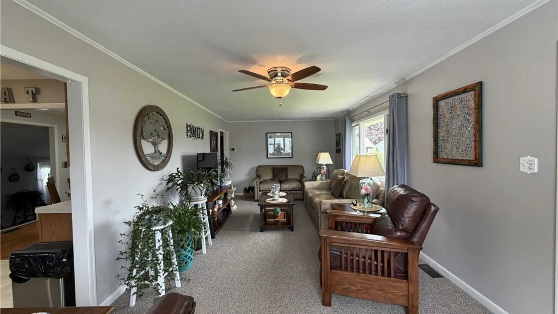 Property at 2 Scott Avenue, New Hartford, NY 13413 11