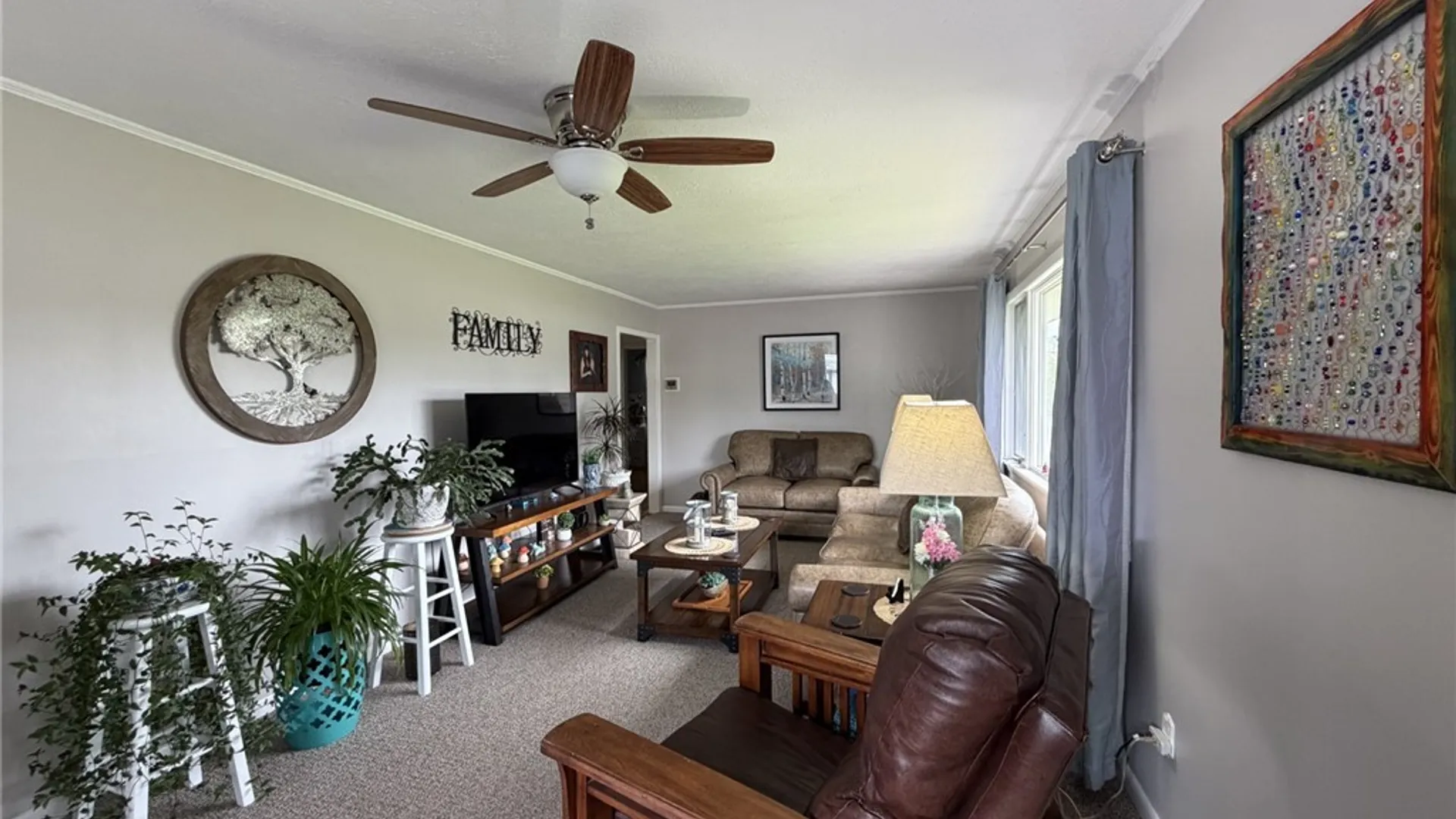 Property at 2 Scott Avenue, New Hartford, NY 13413 12