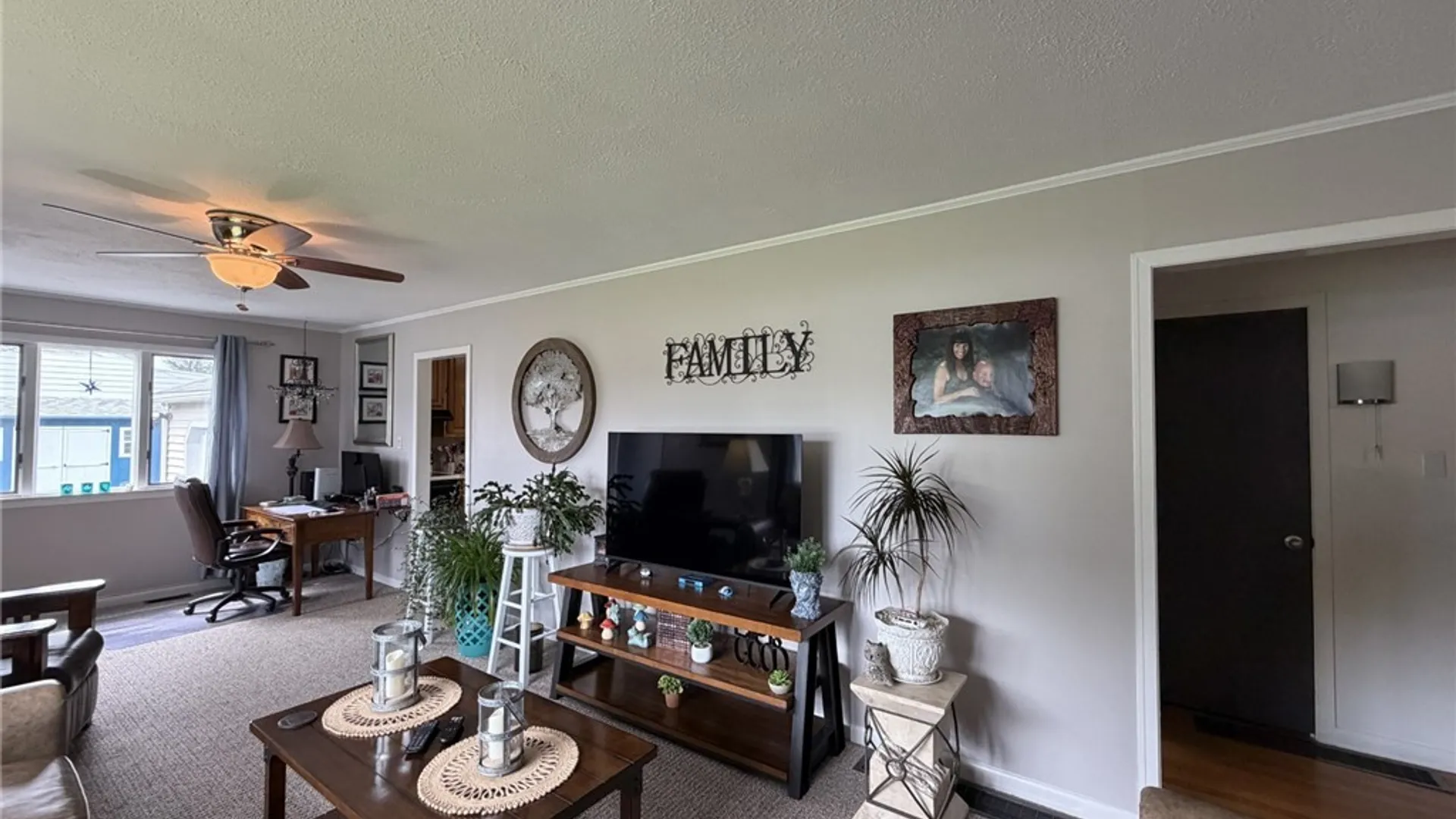 Property at 2 Scott Avenue, New Hartford, NY 13413 14