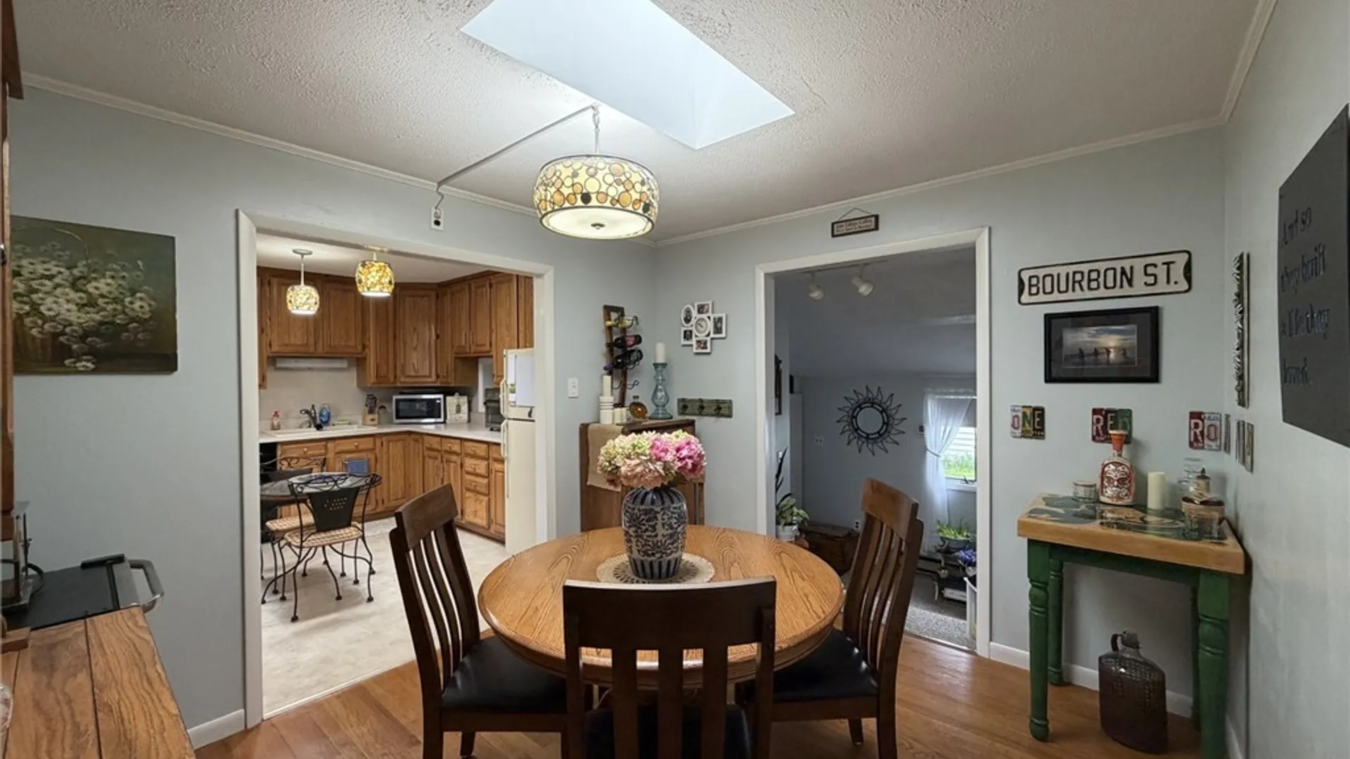Property at 2 Scott Avenue, New Hartford, NY 13413 18
