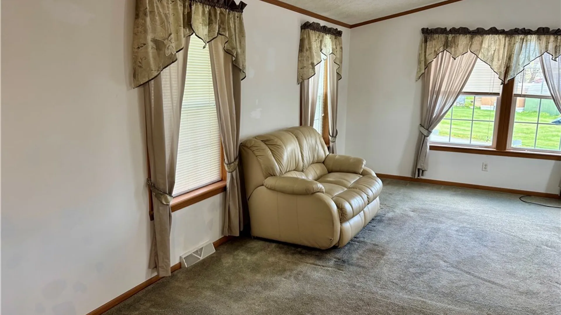 Property at 54 Fairport Road, Pompey, NY 13051 8