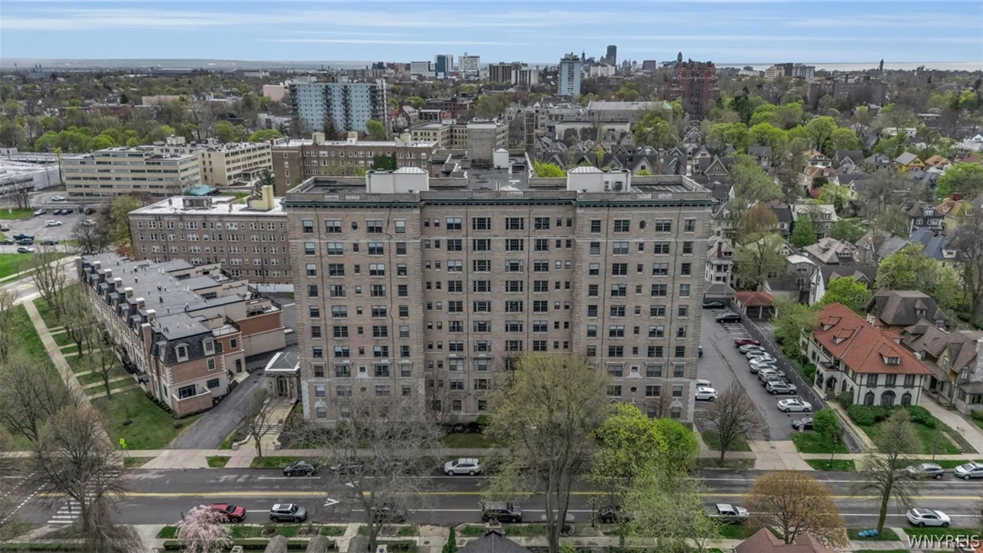 Property at 33 Gates Circle, Buffalo, NY 14222 2