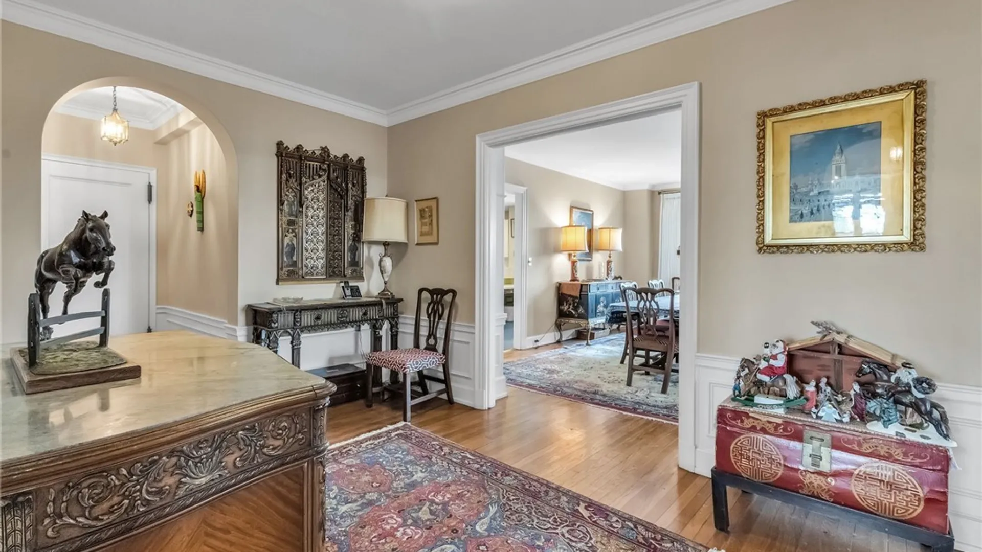 Property at 33 Gates Circle, Buffalo, NY 14222 6