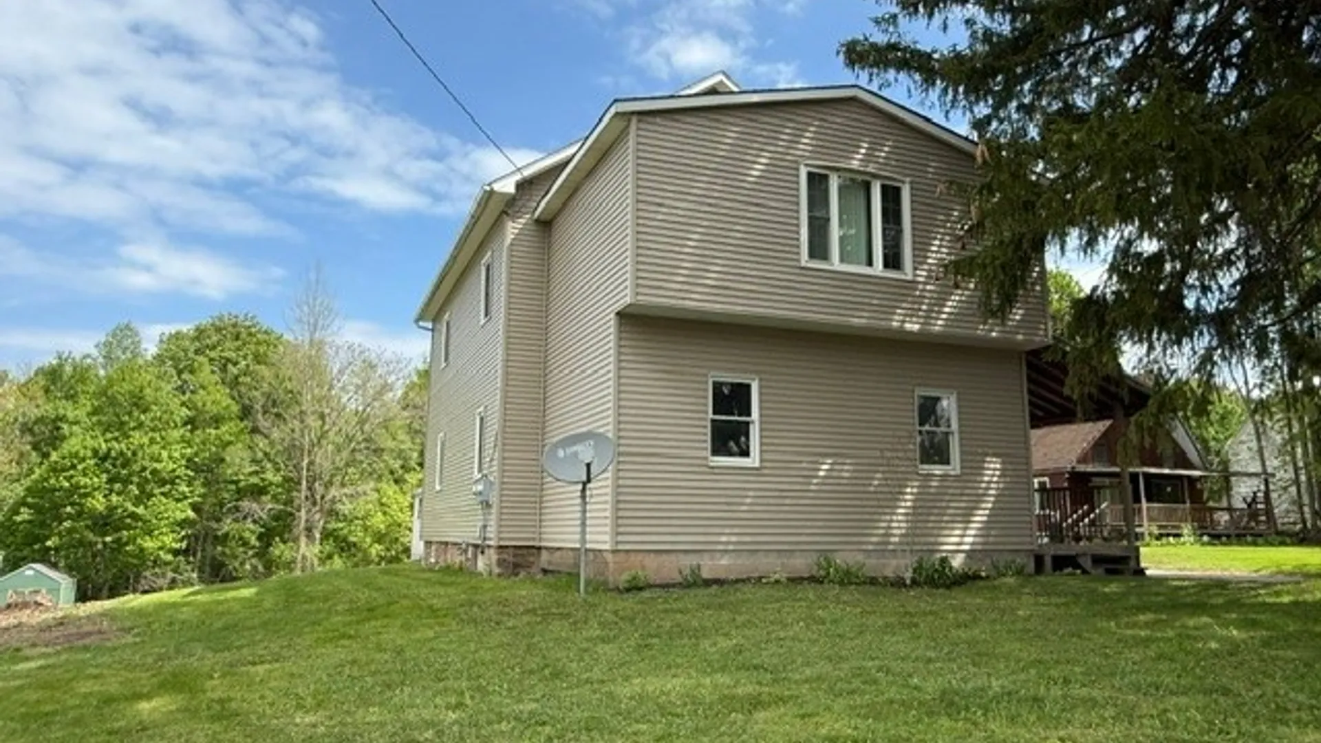 Property at 3835 Prospect Street, Vernon, NY 13421 2
