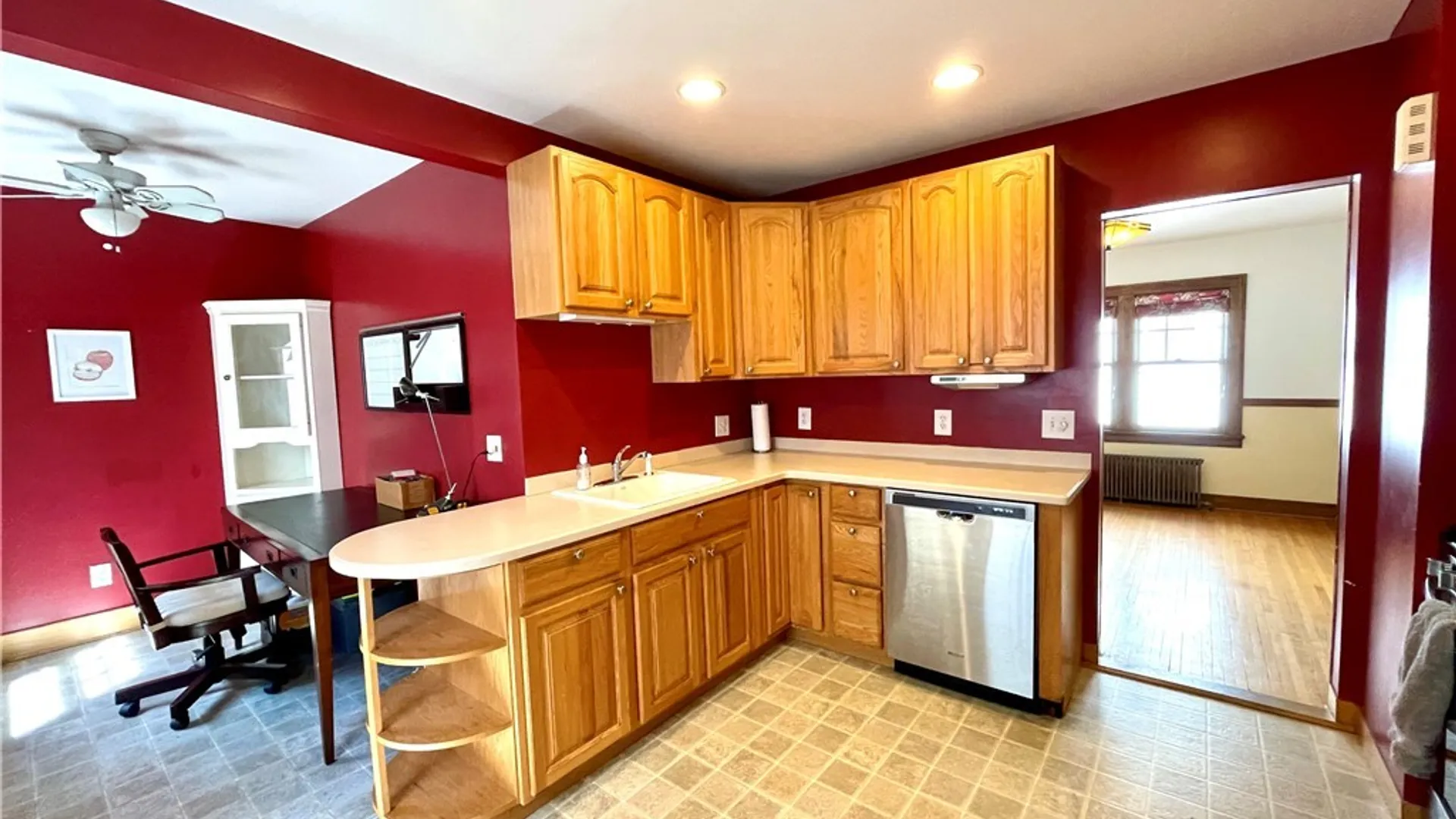 Property at 93 Narragansett Road, Buffalo, NY 14220 15
