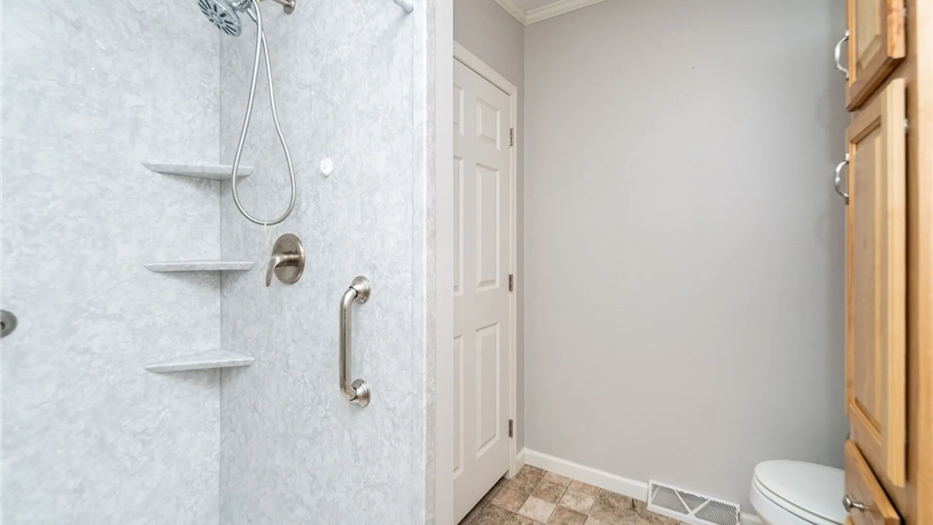 Property at 66 Main Street, Pembroke, NY 14036 19