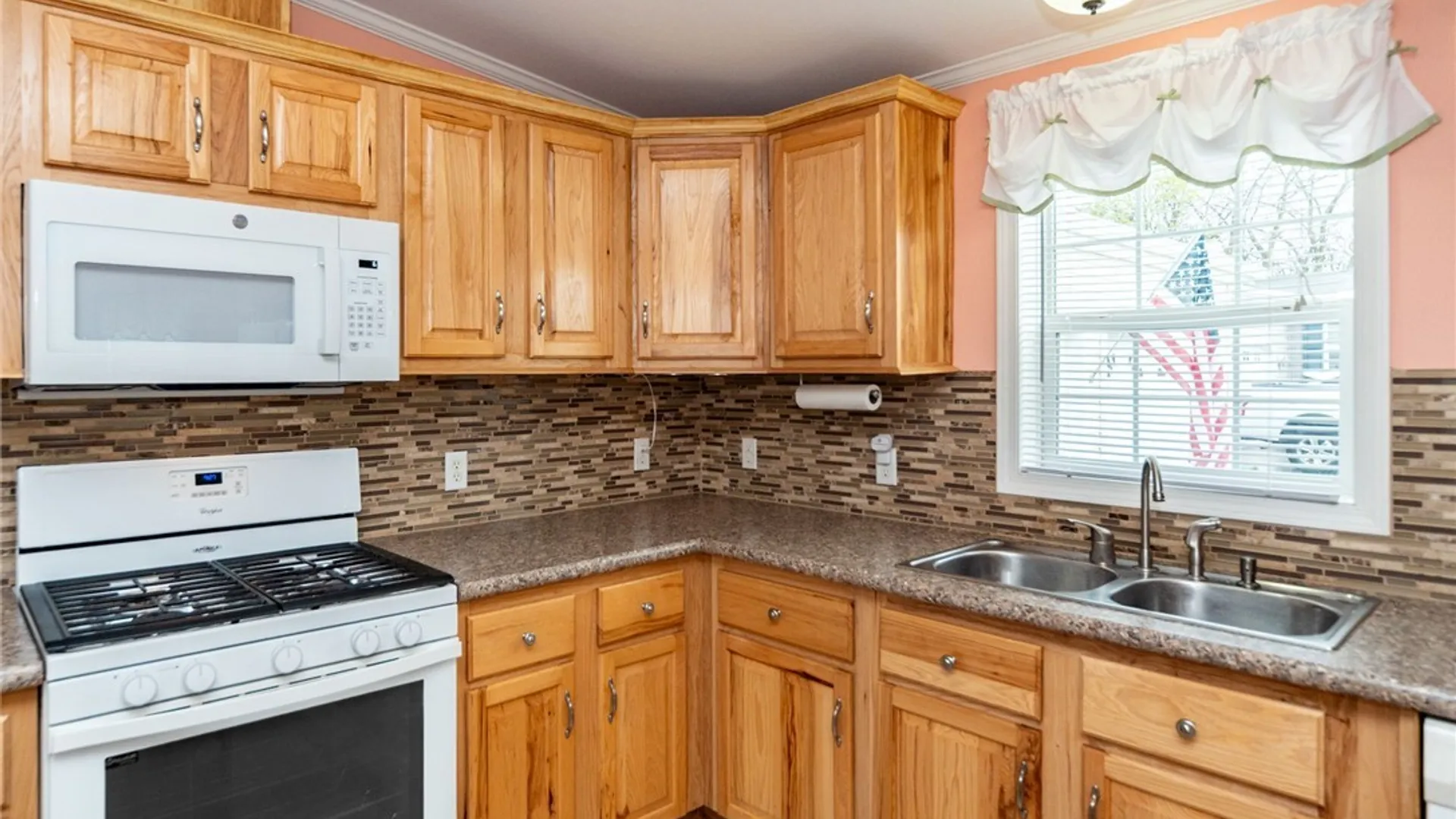 Property at 66 Main Street, Pembroke, NY 14036 8