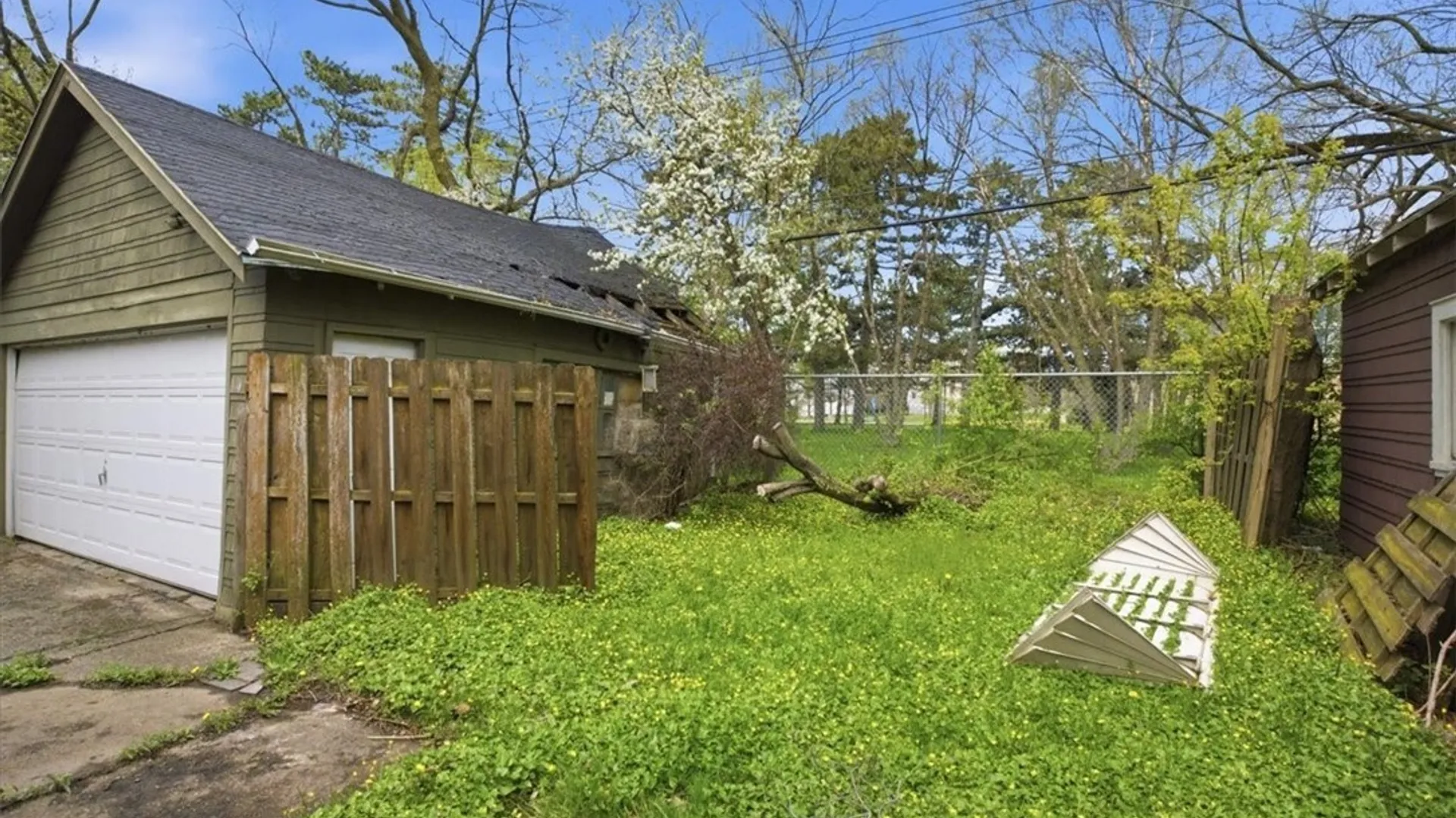 Property at 162 Winspear Avenue, Buffalo, NY 14215 6