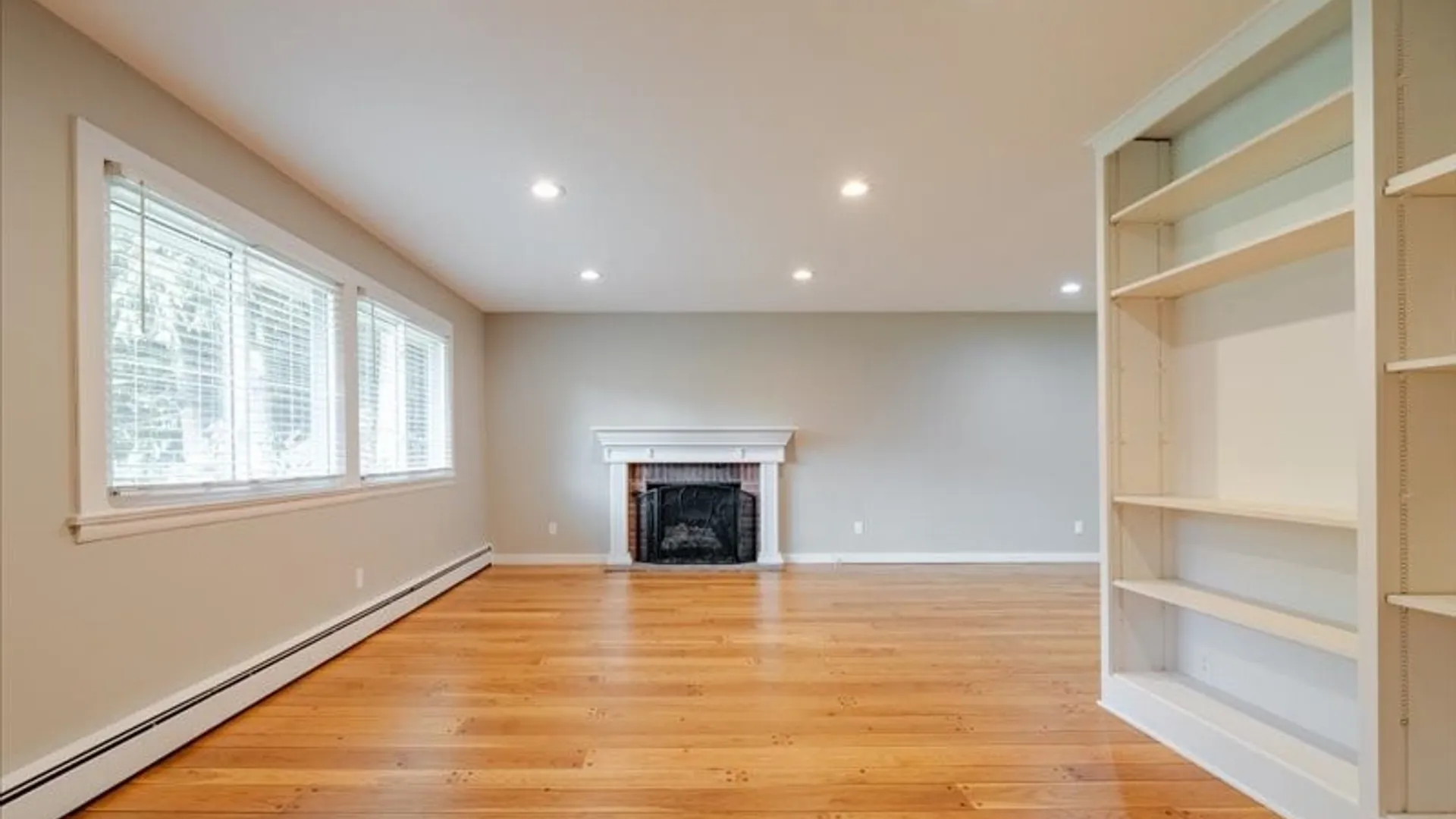 Property at 7 courtenay Circle, Pittsford, NY 14534 25