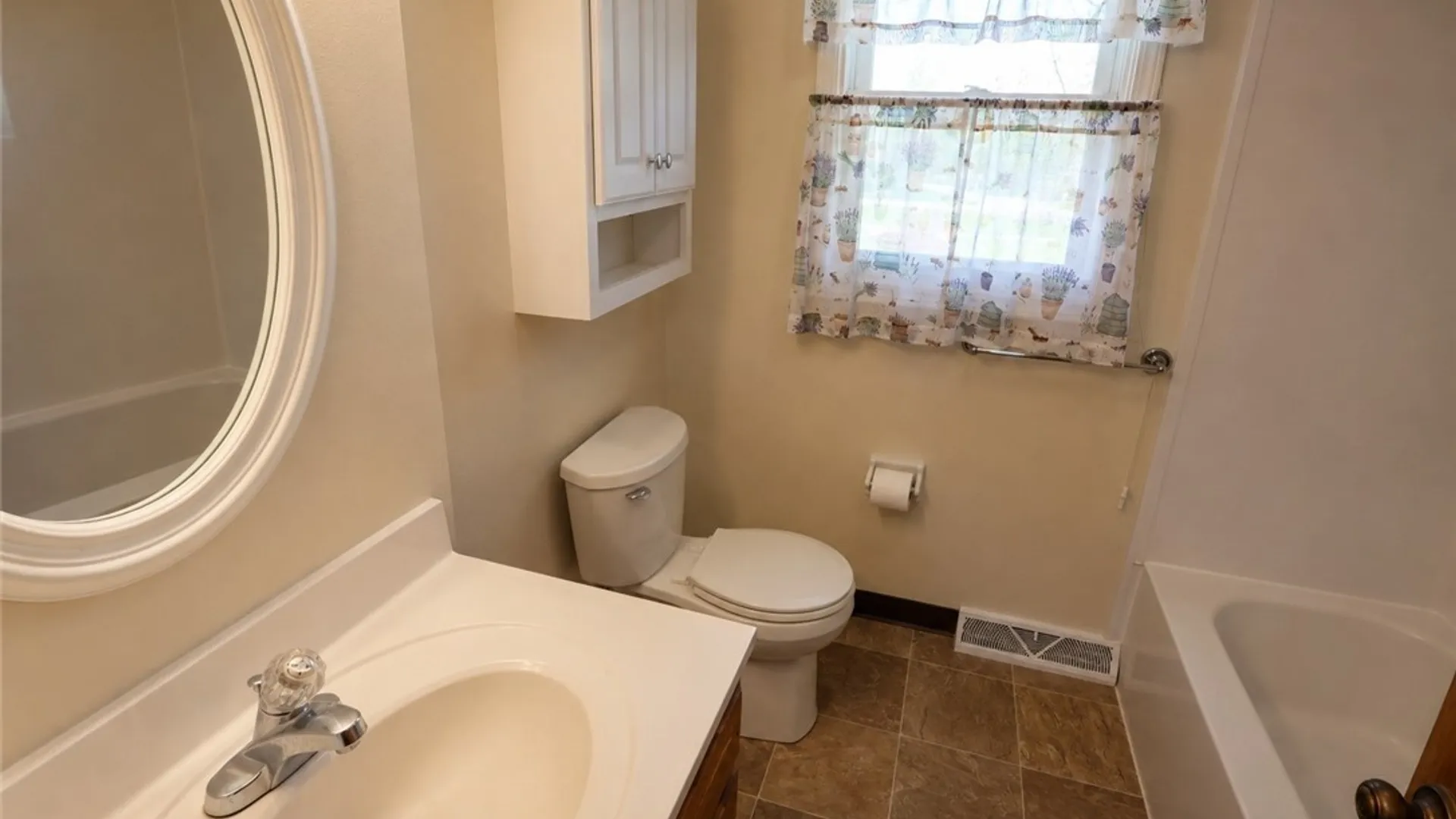 Property at 4382 Twilight Lane, Hamburg, NY 14075 22