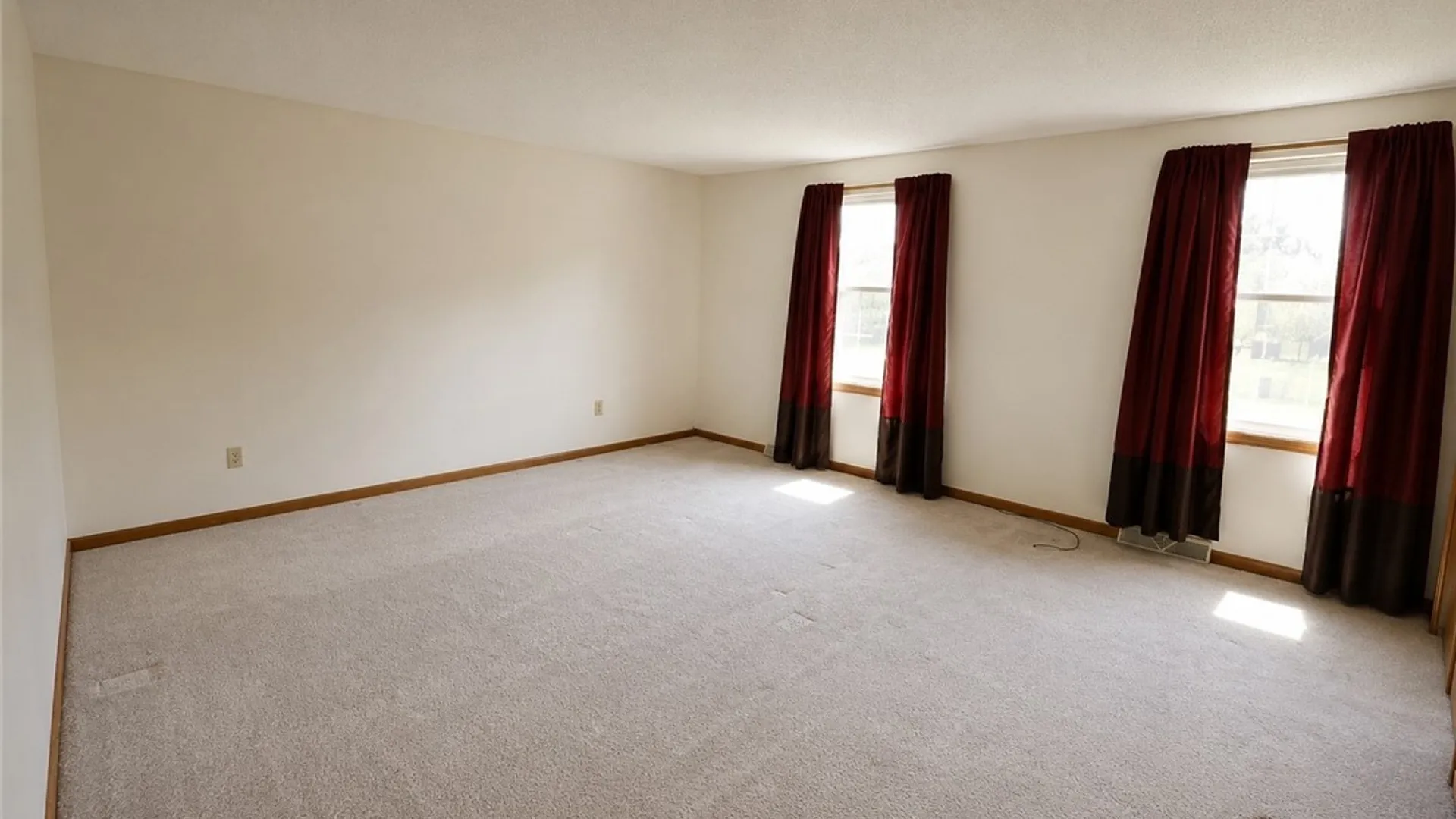 Property at 4382 Twilight Lane, Hamburg, NY 14075 23