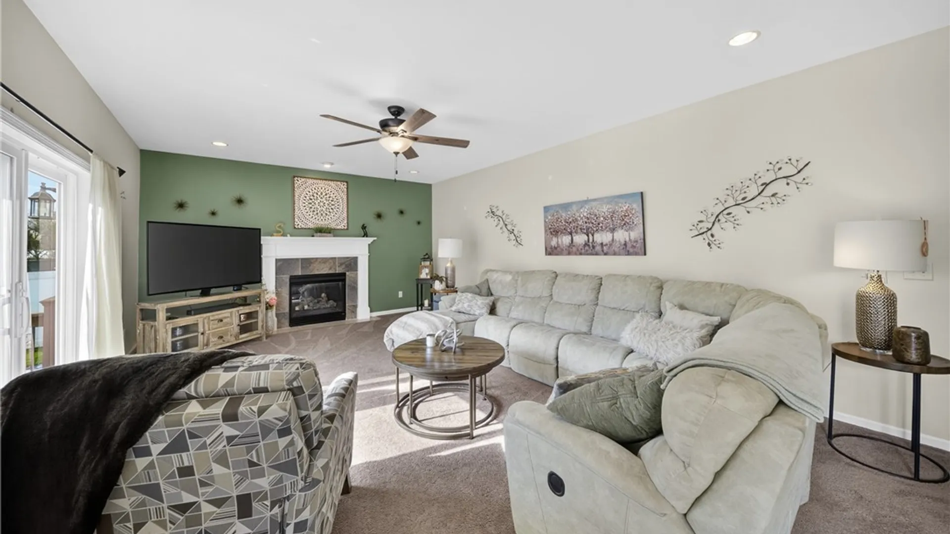 Property at 8322 Nates Ln, Cicero, NY 13039 16