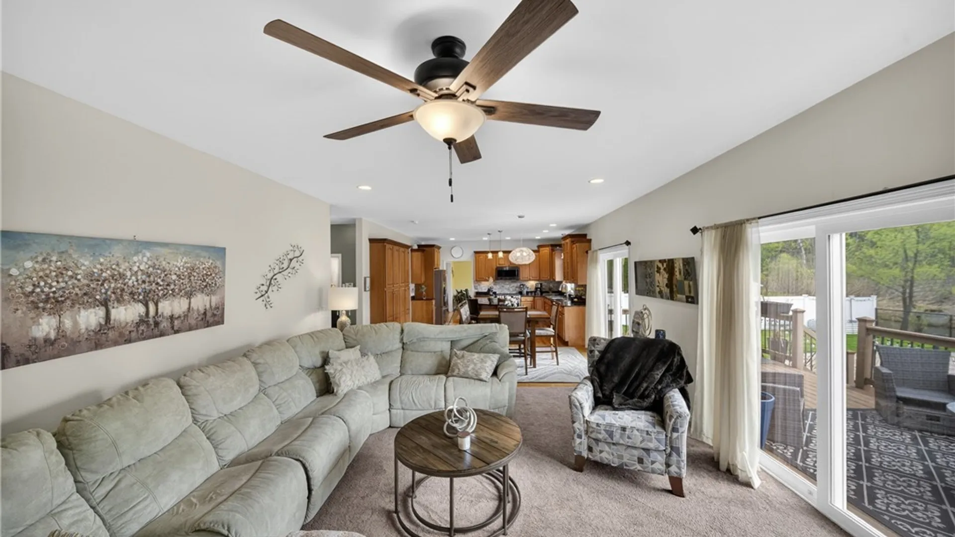 Property at 8322 Nates Ln, Cicero, NY 13039 18