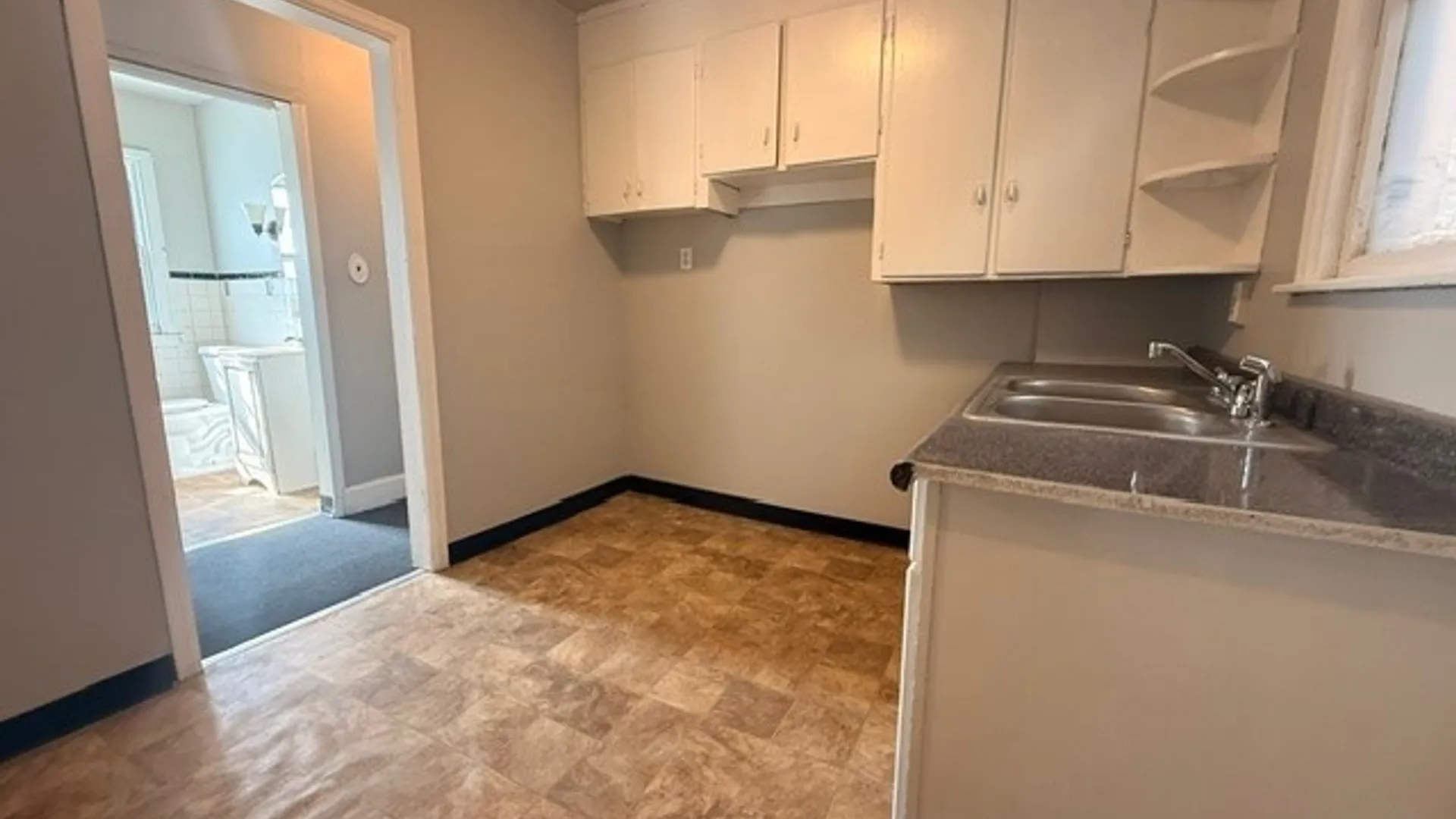 Property at 2020 Forest Avenue, Niagara Falls, NY 14301 13