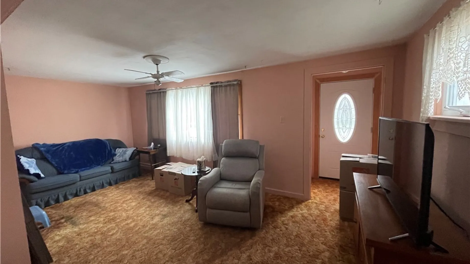 Property at 99 Louis Avenue, West Seneca, NY 14224 4