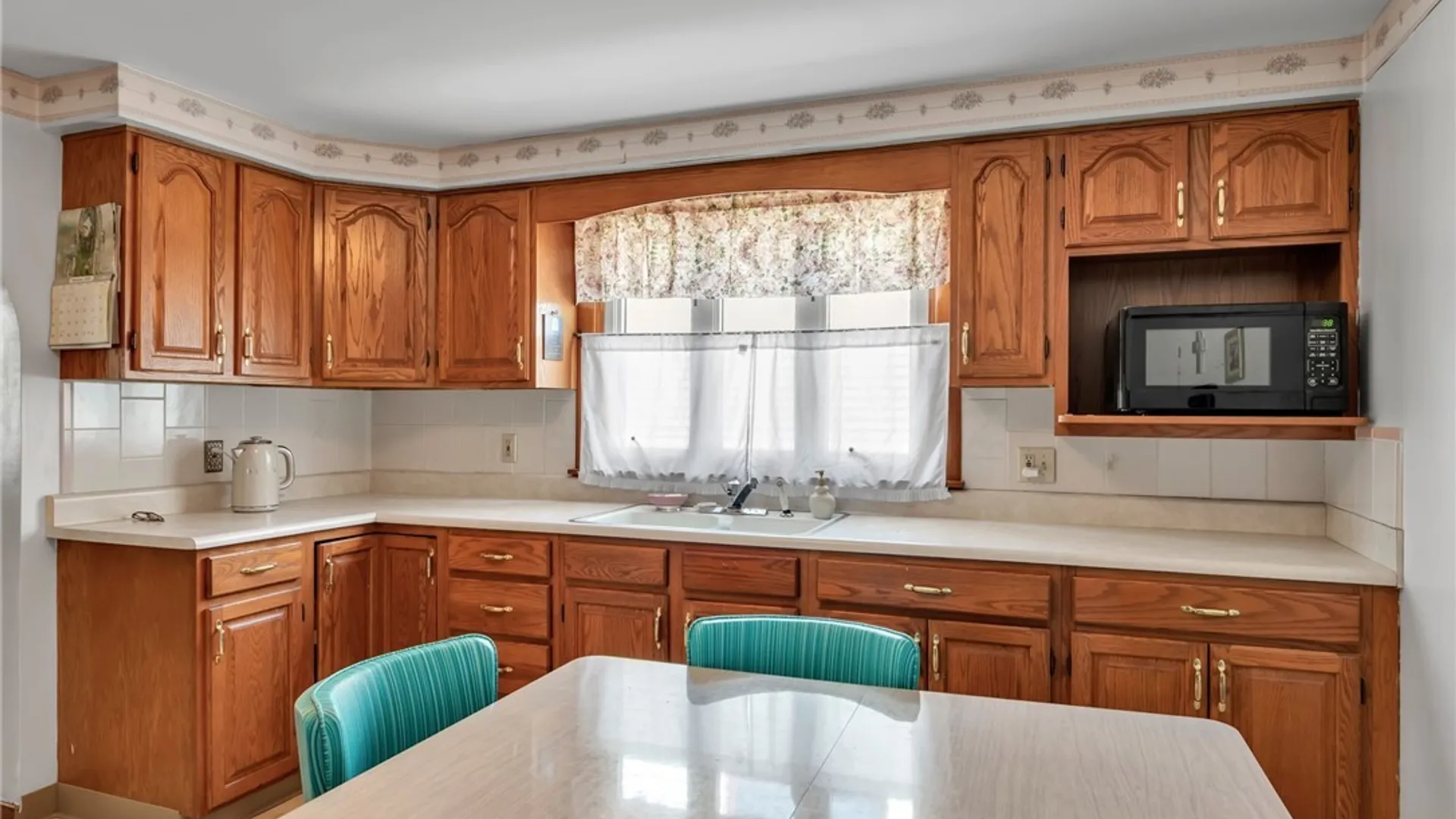 Property at 235 Atlantic Avenue, Cheektowaga, NY 14212 8
