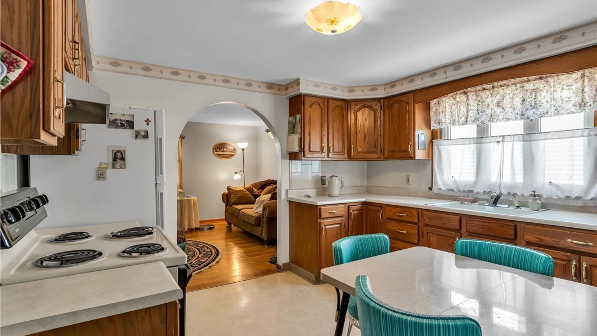 Property at 235 Atlantic Avenue, Cheektowaga, NY 14212 9