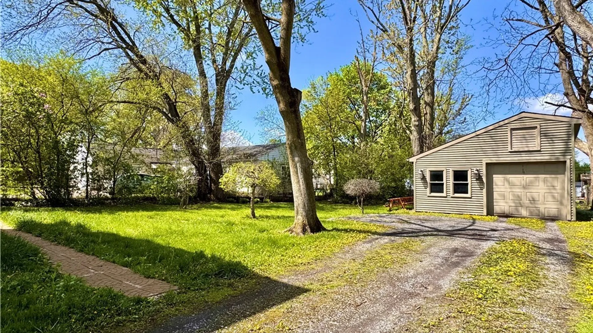 Property at 59 Fulton Street, Auburn, NY 13021 9
