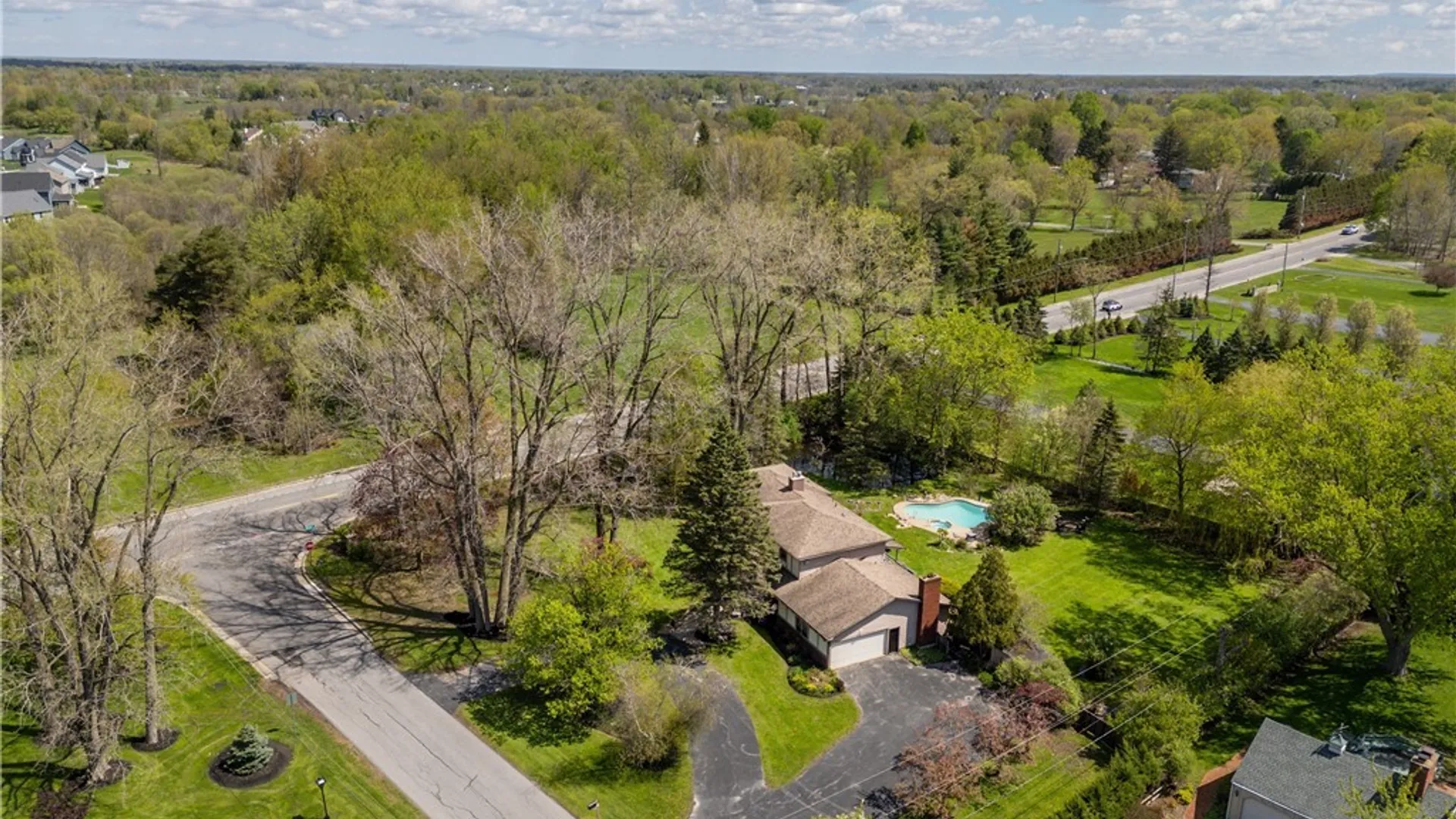Property at 5241 Willowbrook Drive, Clarence, NY 14031 46