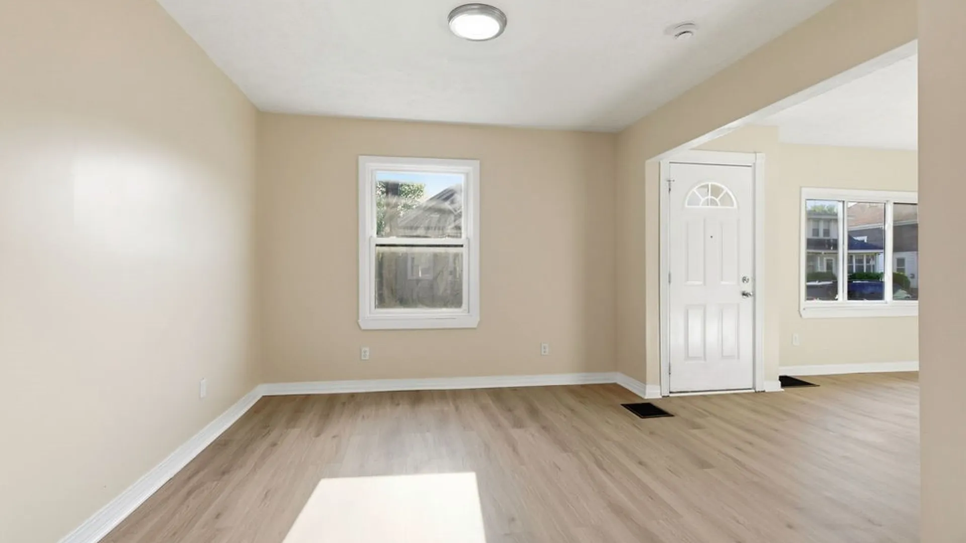 Property at 124 Mayar Street, Syracuse, NY 13208 14