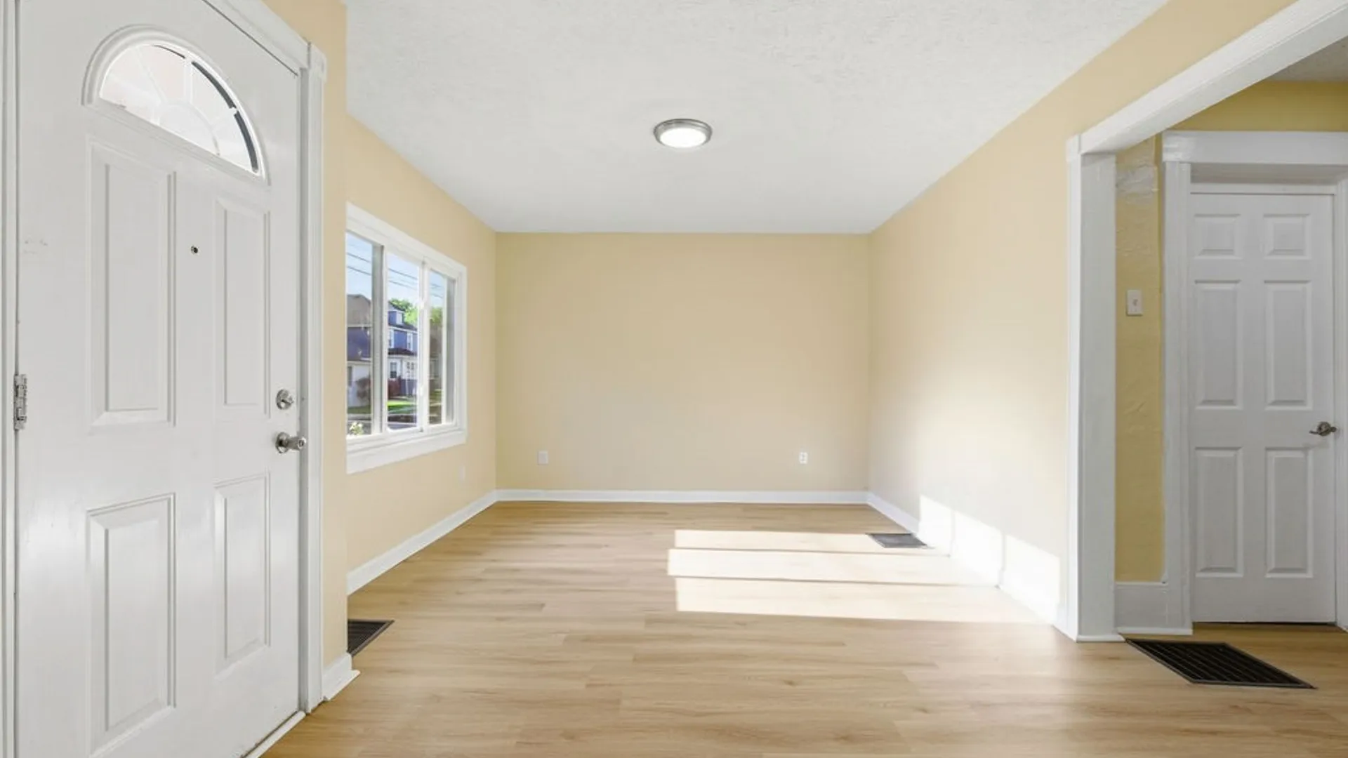 Property at 124 Mayar Street, Syracuse, NY 13208 5