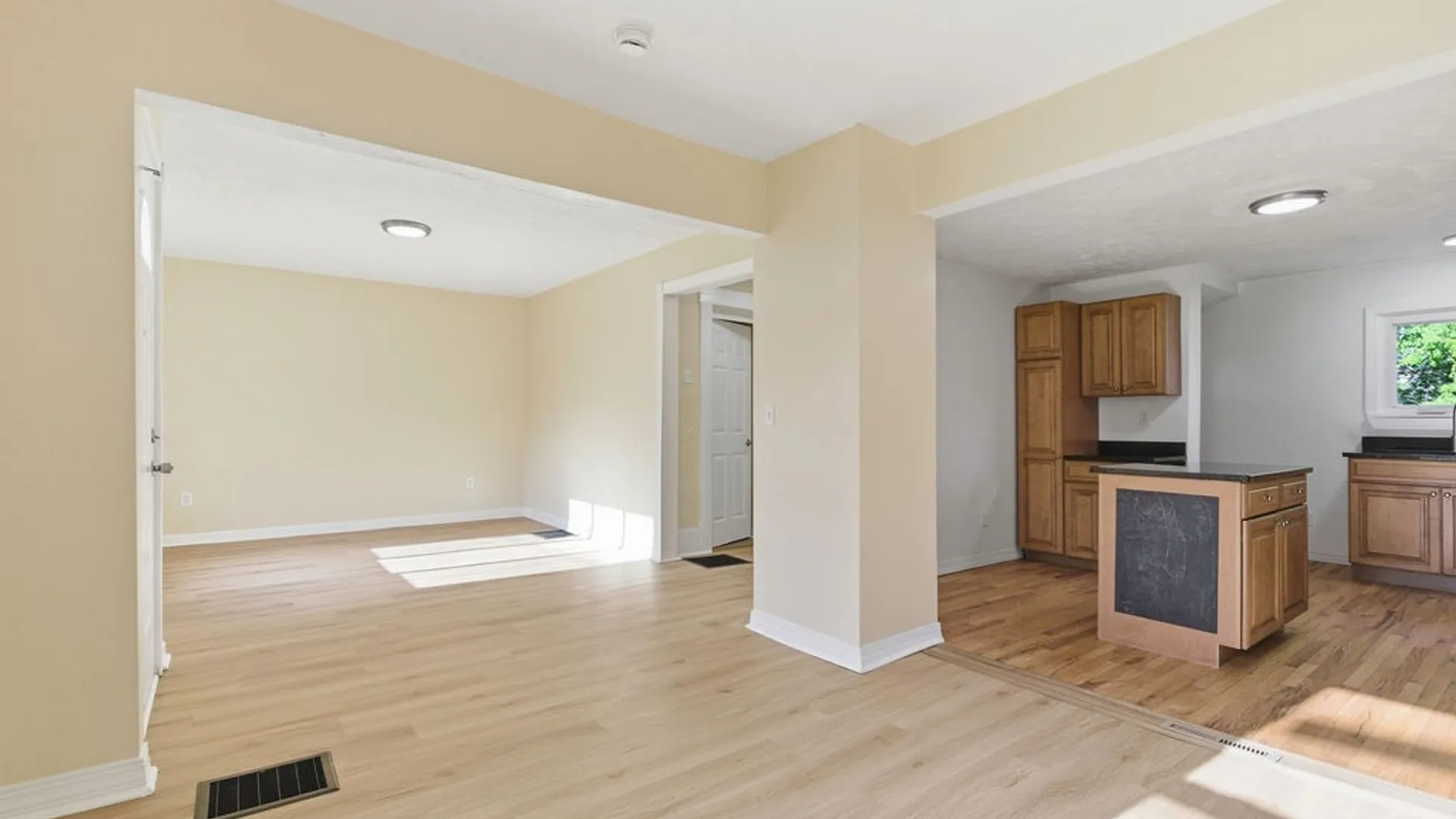 Property at 124 Mayar Street, Syracuse, NY 13208 8