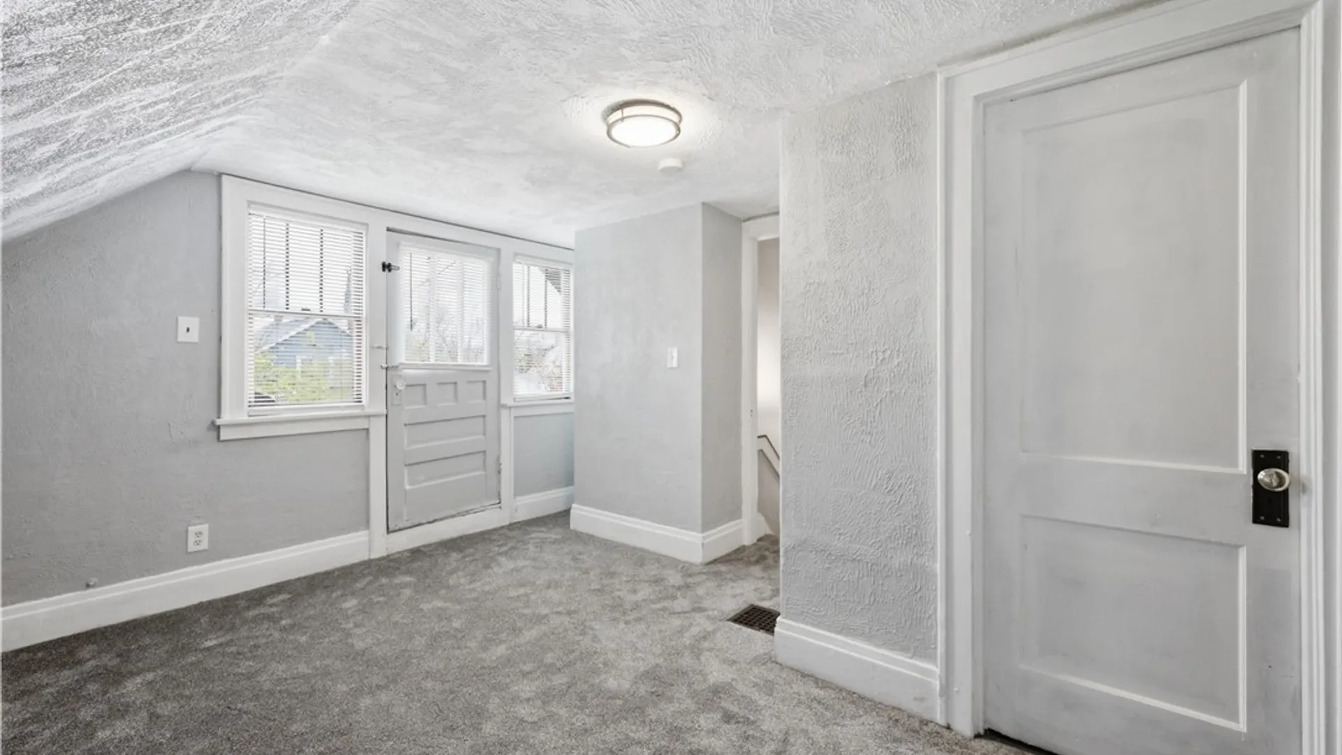 Property at 123 Rounds Avenue, Buffalo, NY 14215 17