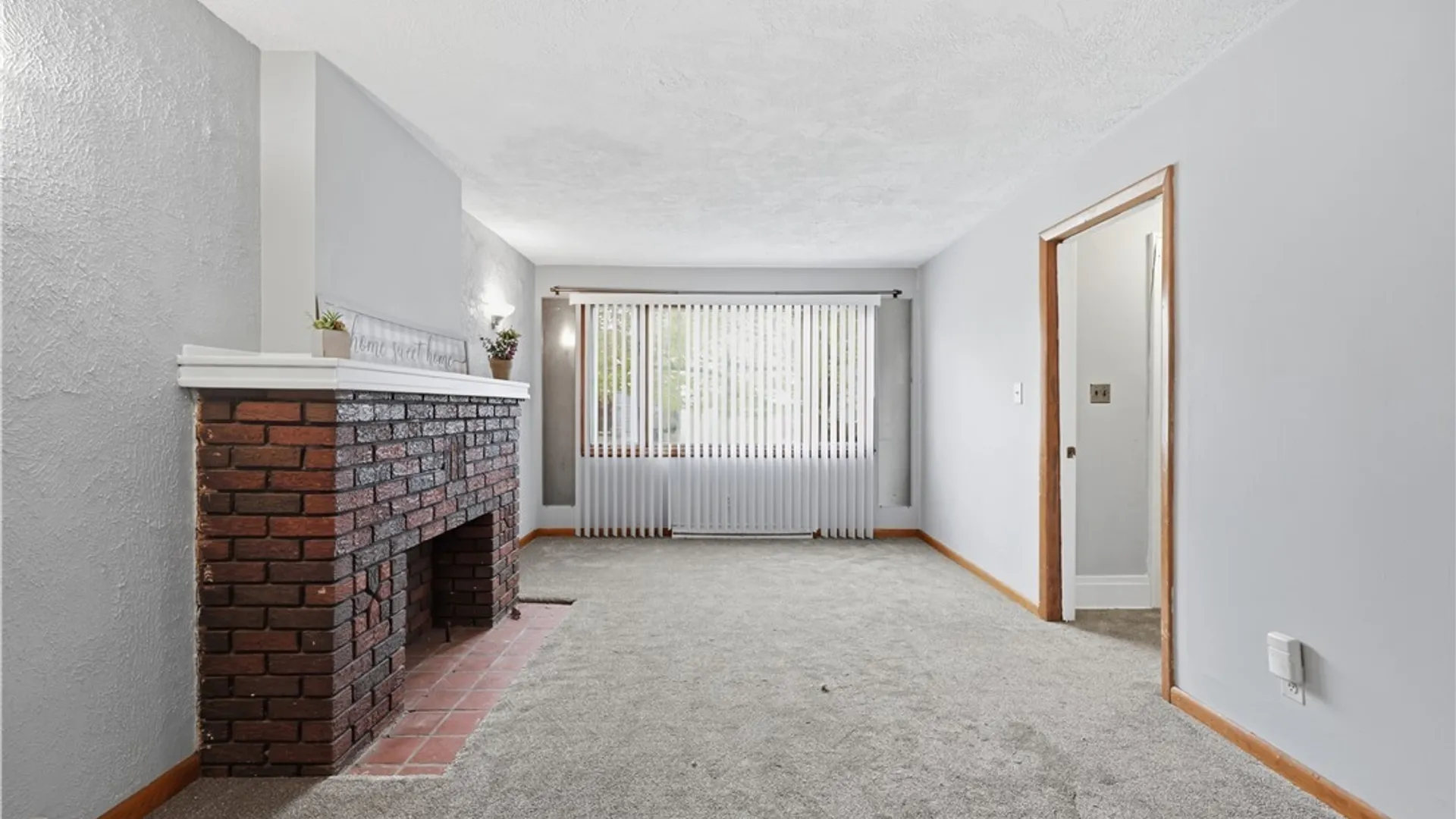 Property at 123 Rounds Avenue, Buffalo, NY 14215 5