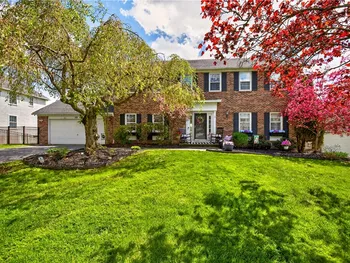Property at 109 Broadmoor Trail, Perinton, NY 14450
