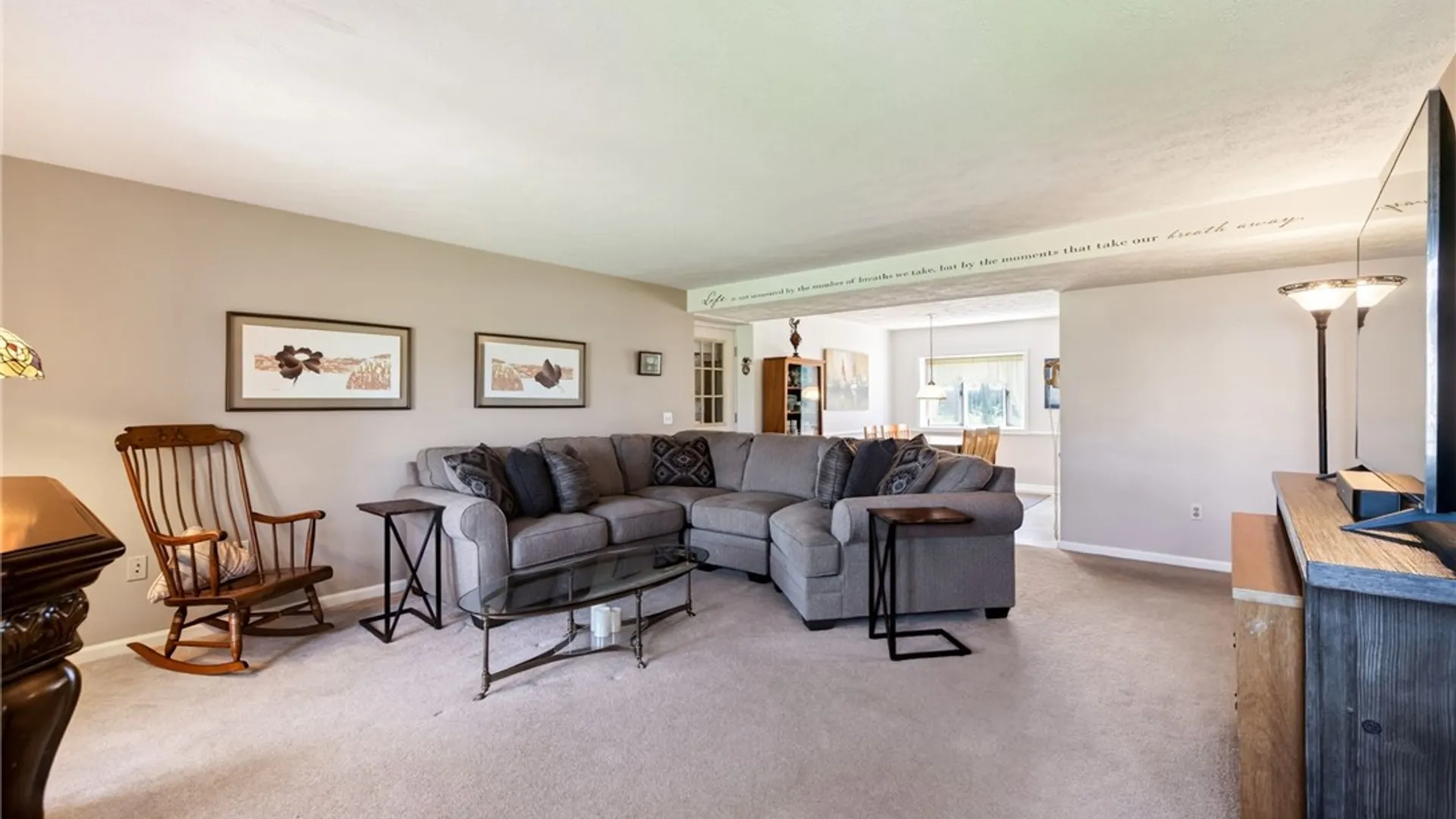 Property at 11 Pen-Web Park, Penfield, NY 14580 12
