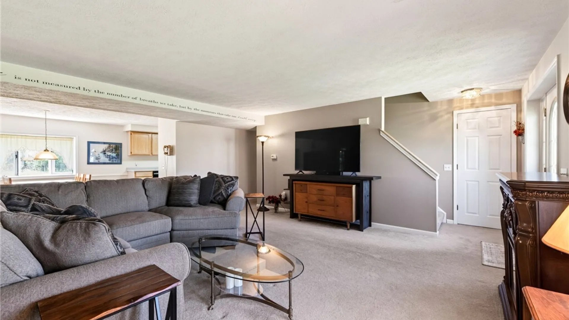 Property at 11 Pen-Web Park, Penfield, NY 14580 13