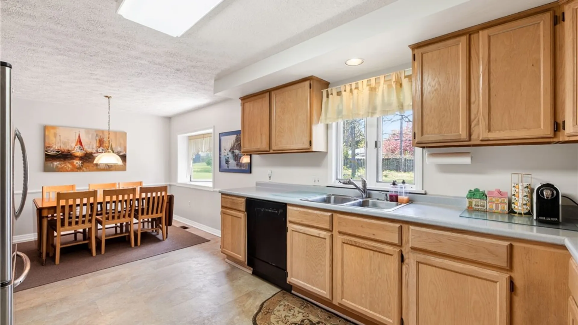Property at 11 Pen-Web Park, Penfield, NY 14580 18