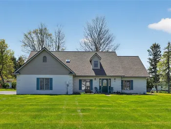 Property at 11 Pen-Web Park, Penfield, NY 14580
